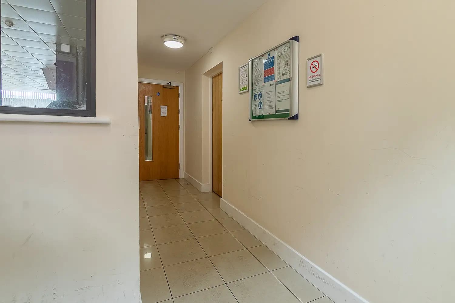 property photo 21 of 30