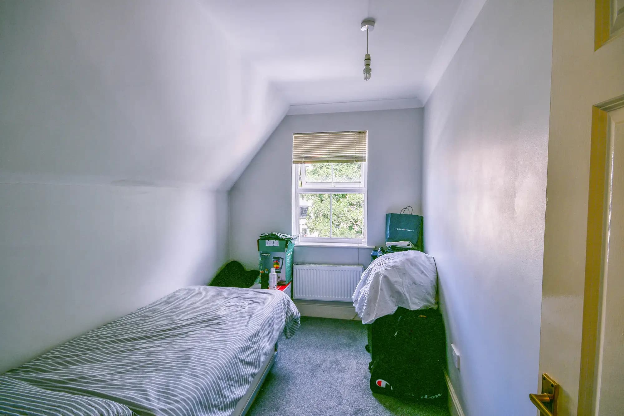 property photo 13 of 18
