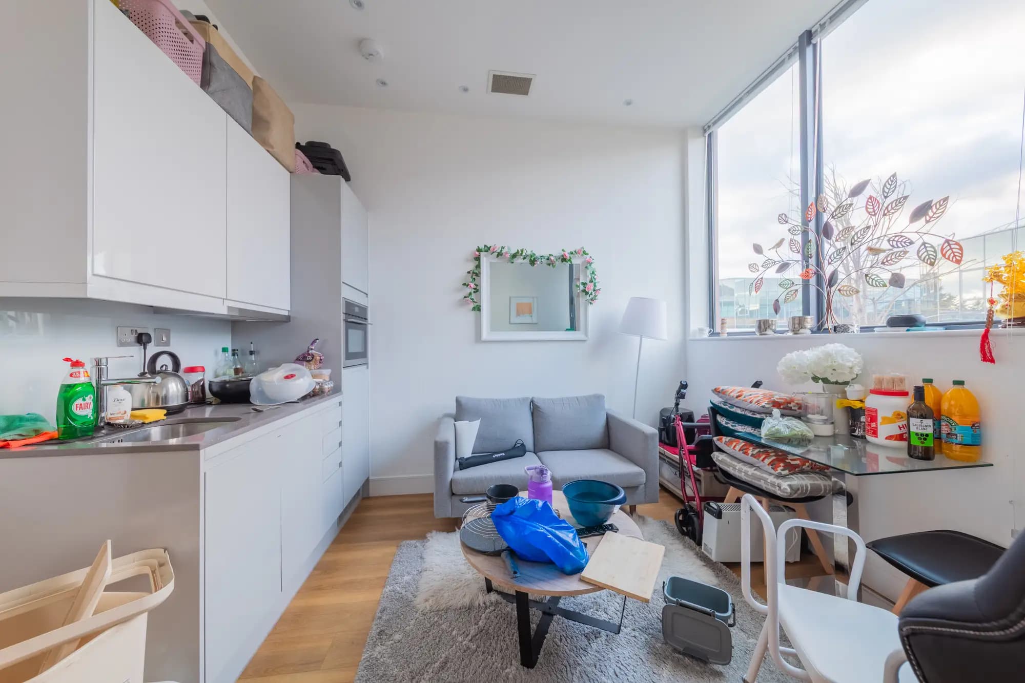 property photo 5 of 18