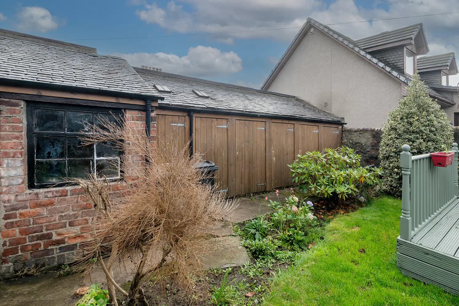 property photo 18 of 19