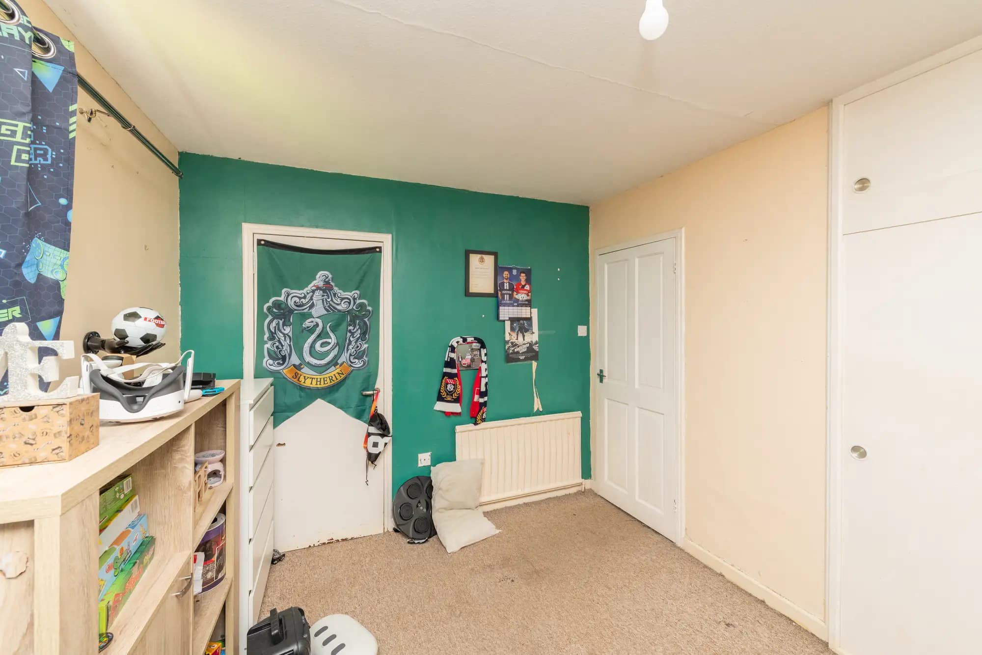 property photo 13 of 17