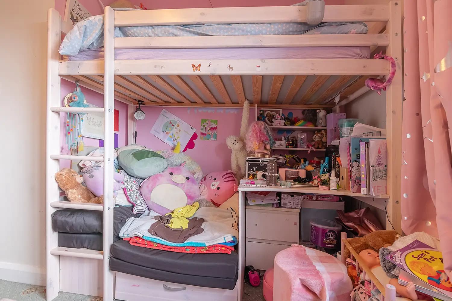 property photo 13 of 25