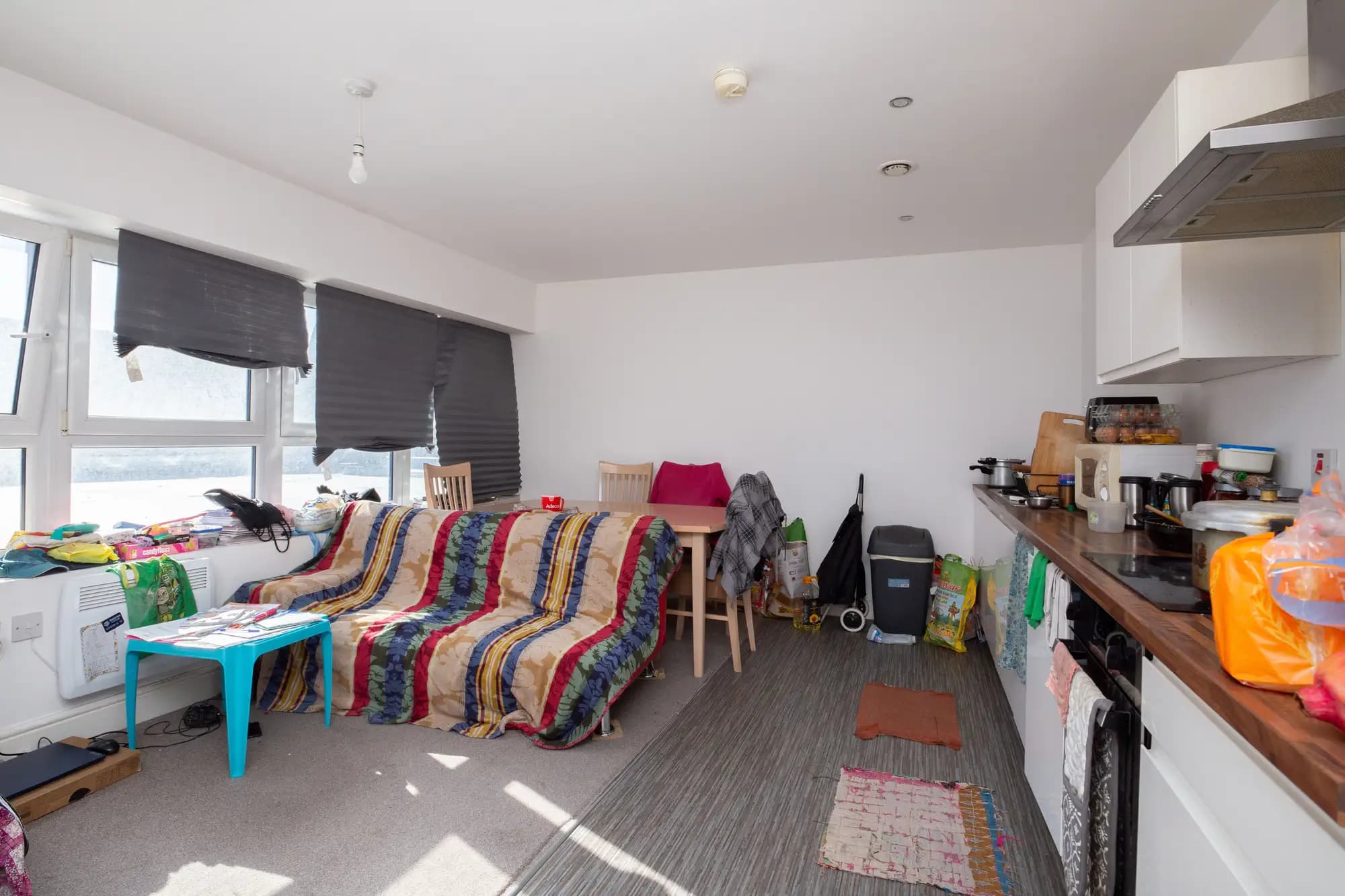 property photo 6 of 17