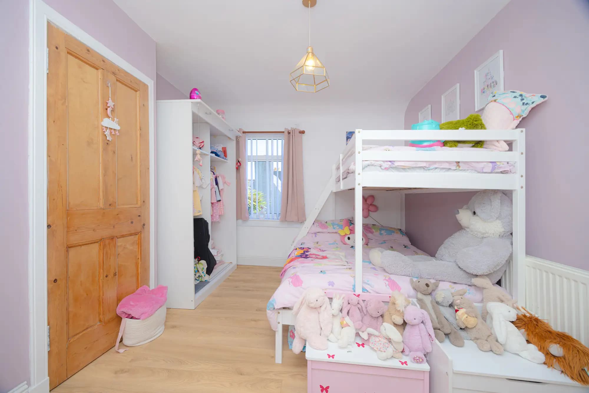 property photo 11 of 22