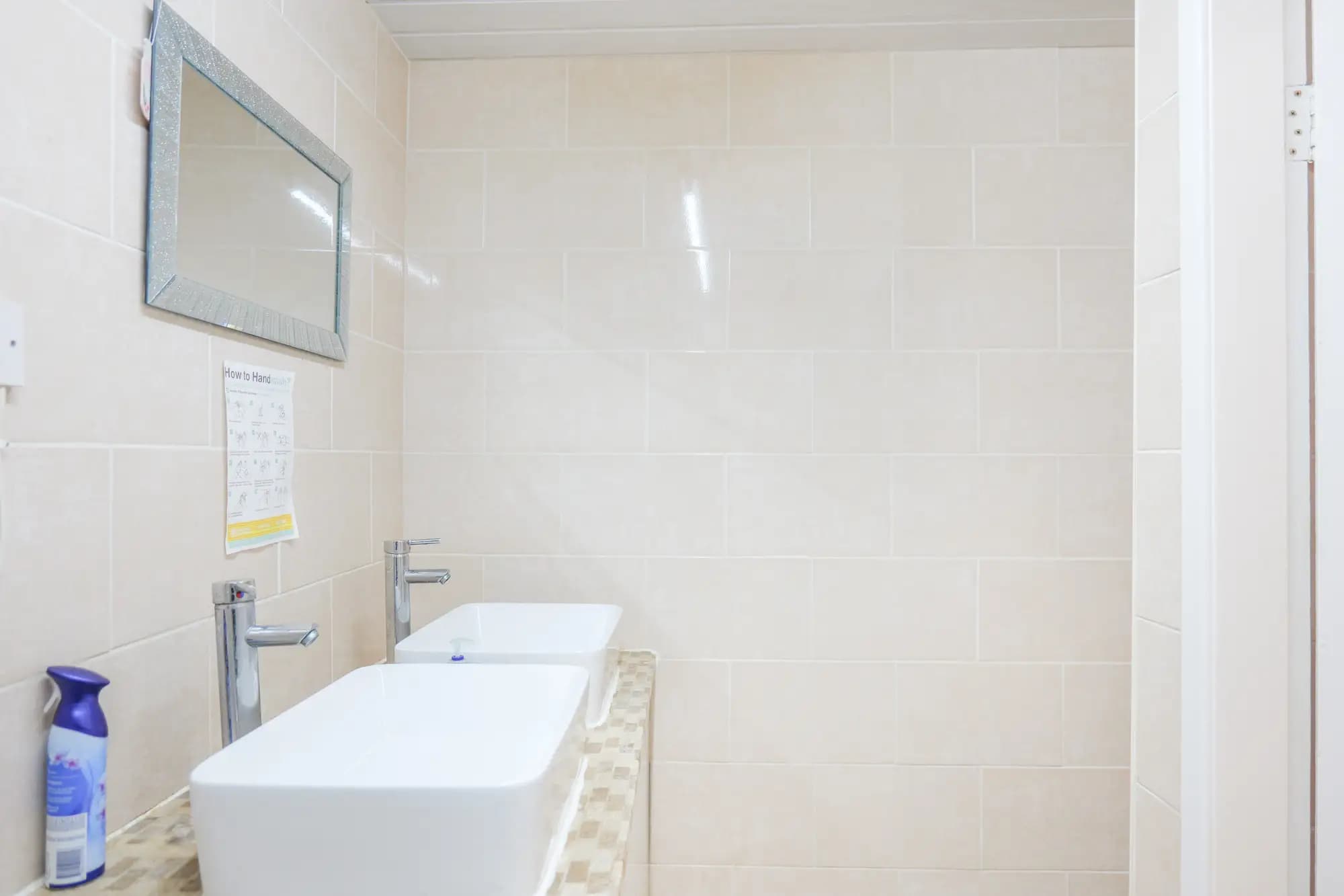 property photo 6 of 28