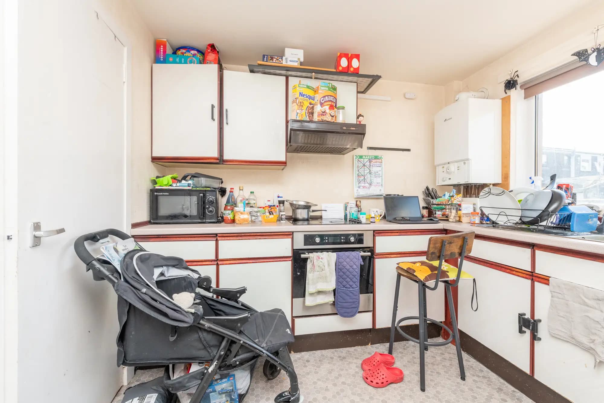 property photo 3 of 20