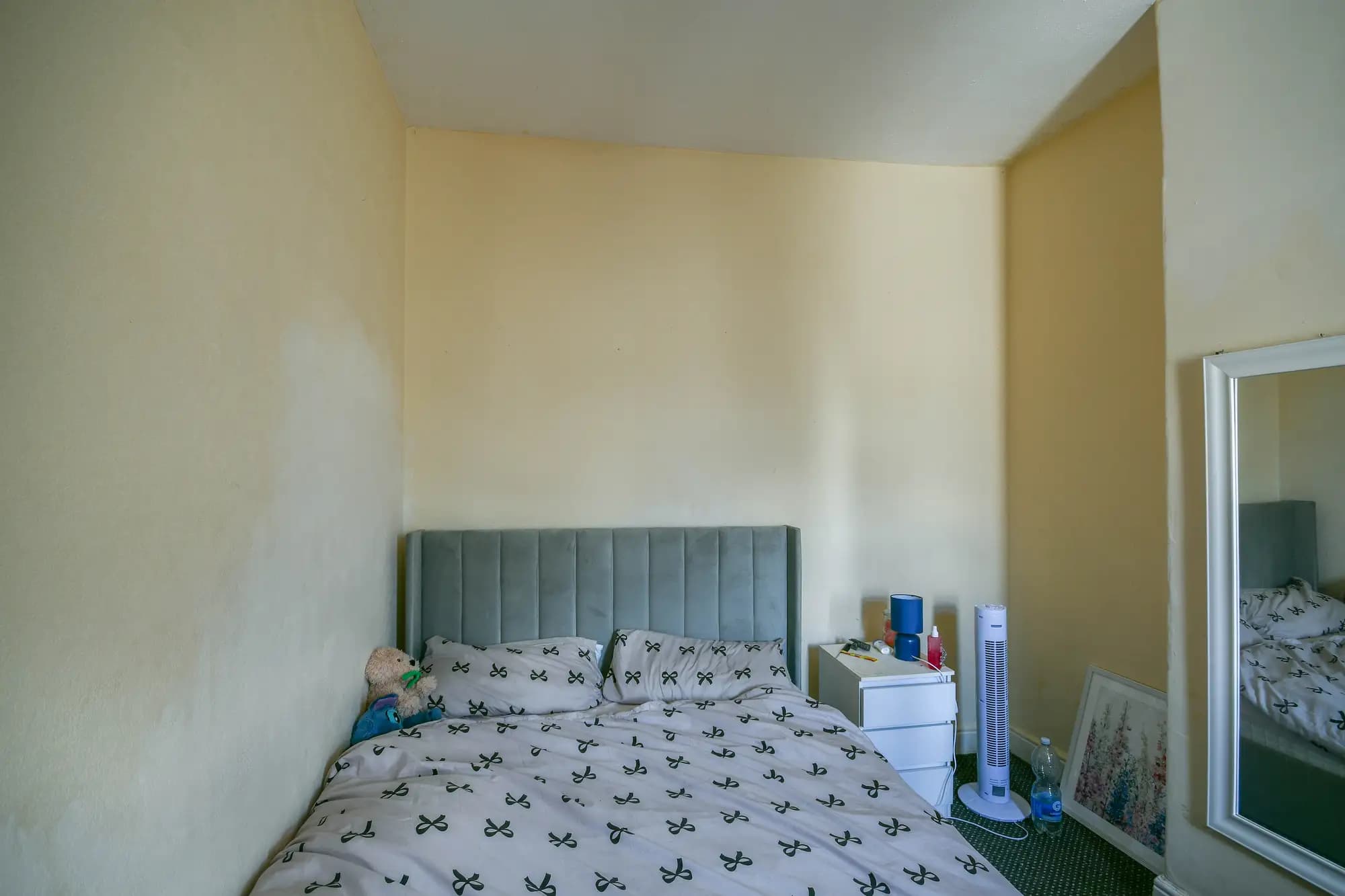 property photo 10 of 21