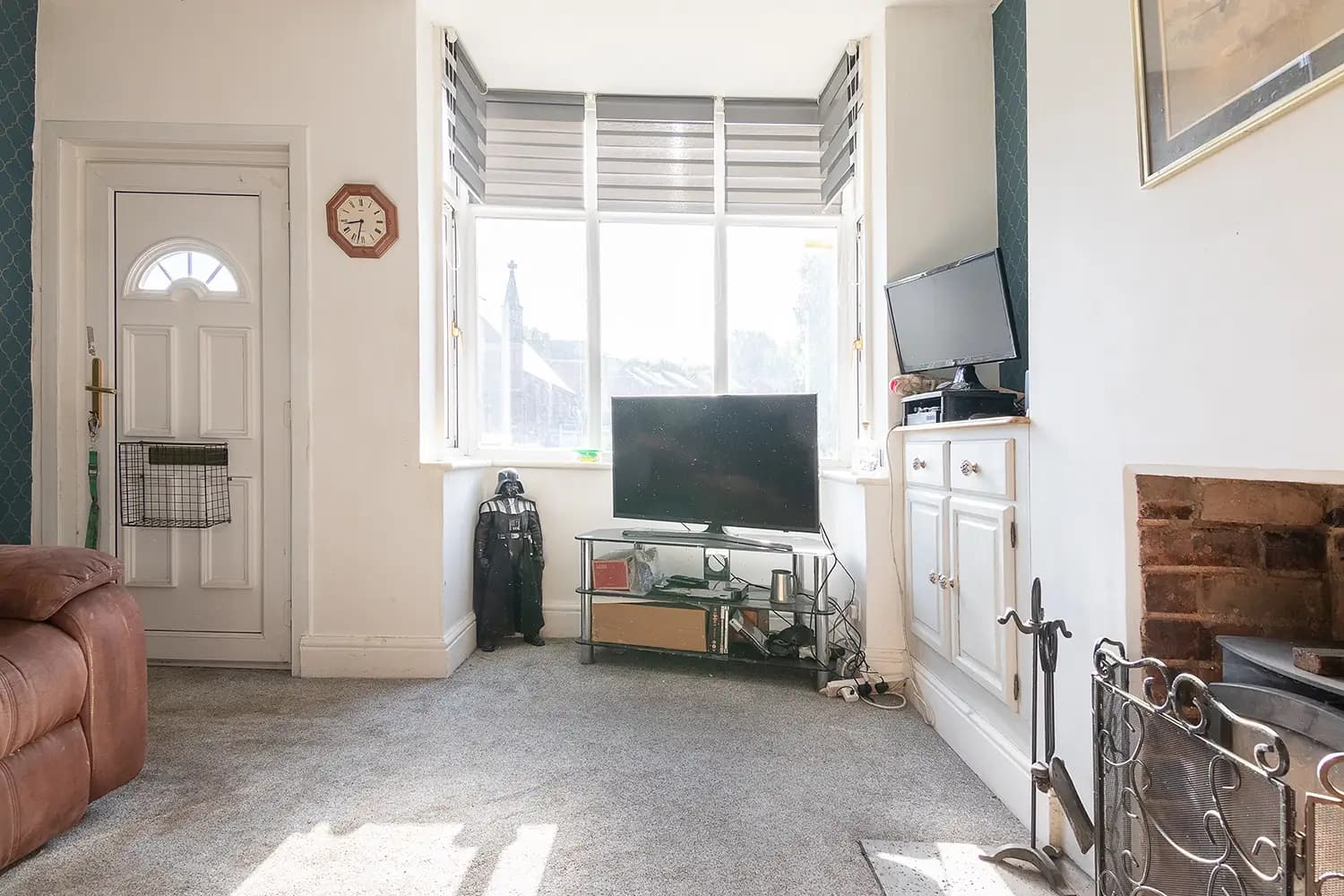 property photo 1 of 31