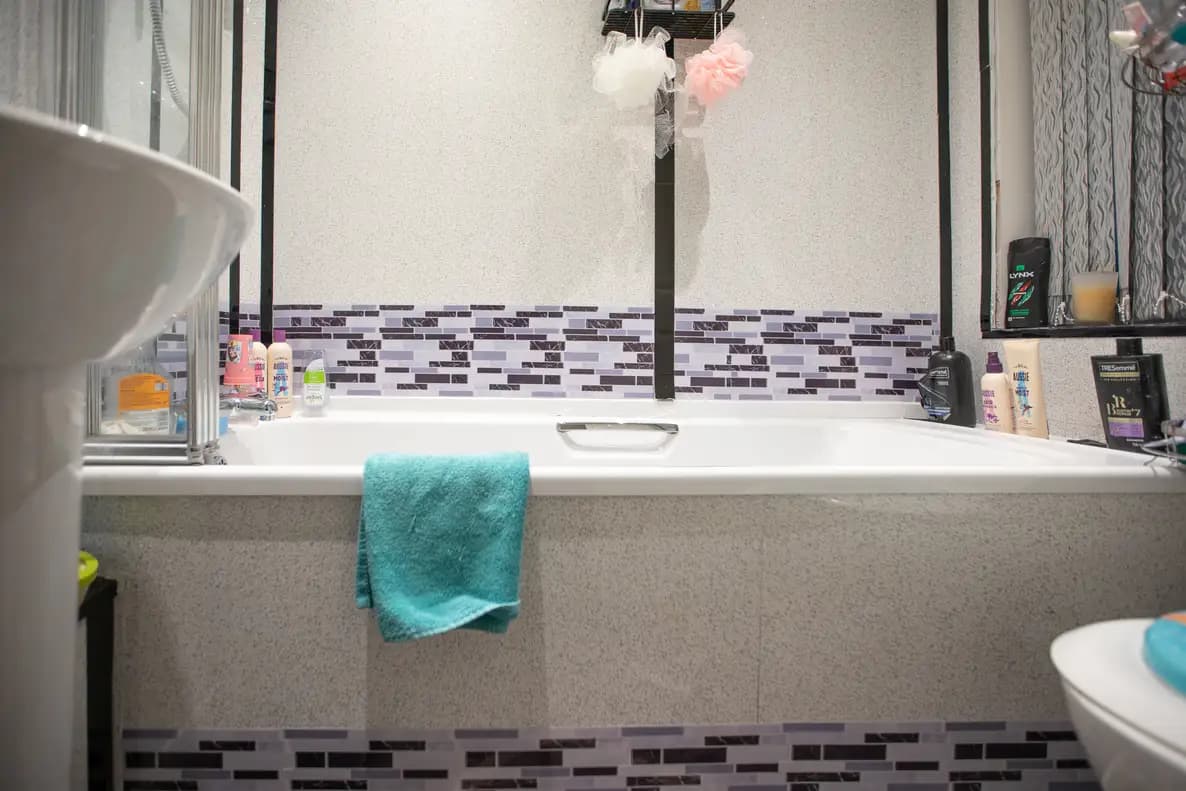 property photo 13 of 28