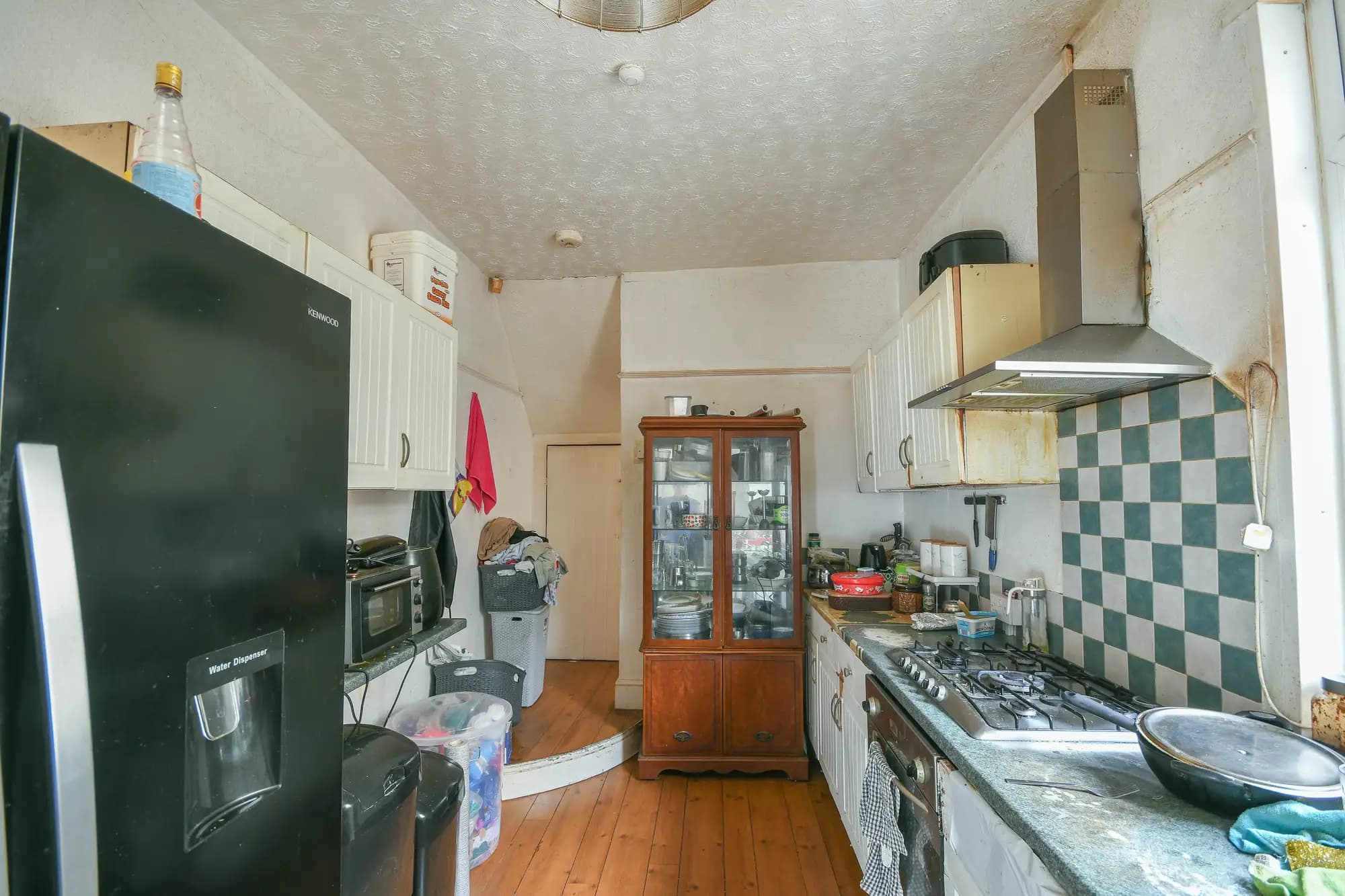 property photo 6 of 21