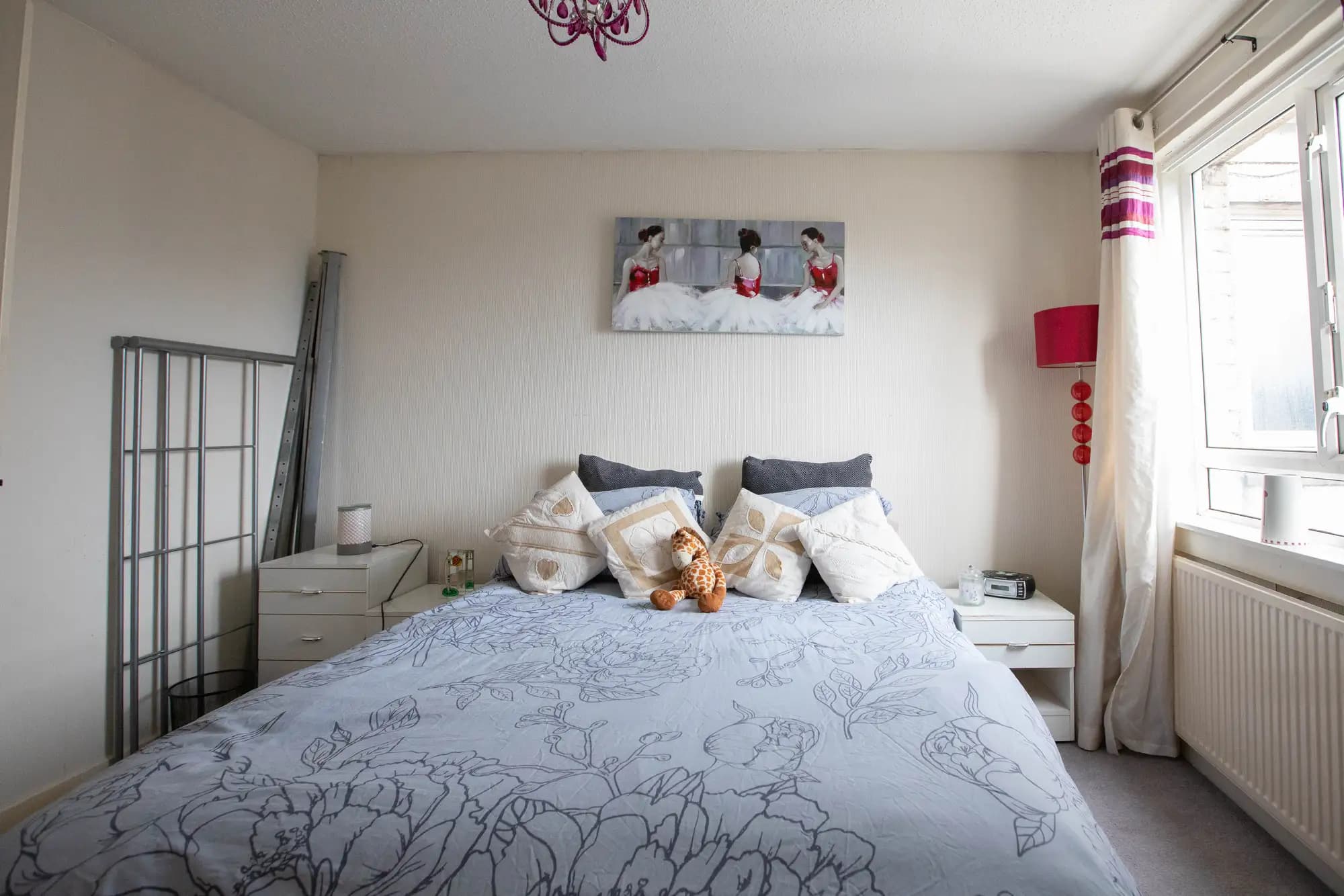 property photo 17 of 33