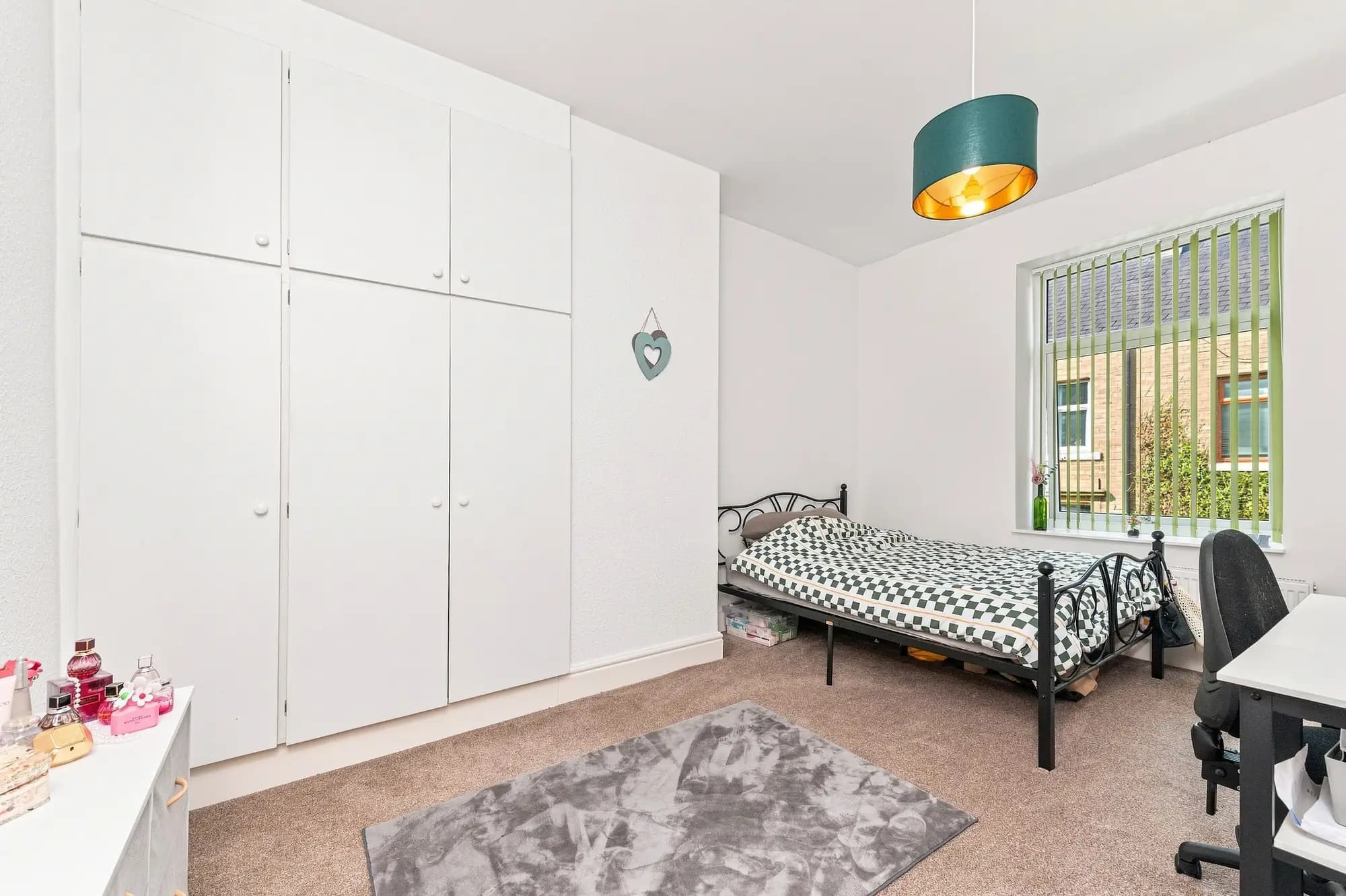 property photo 10 of 14