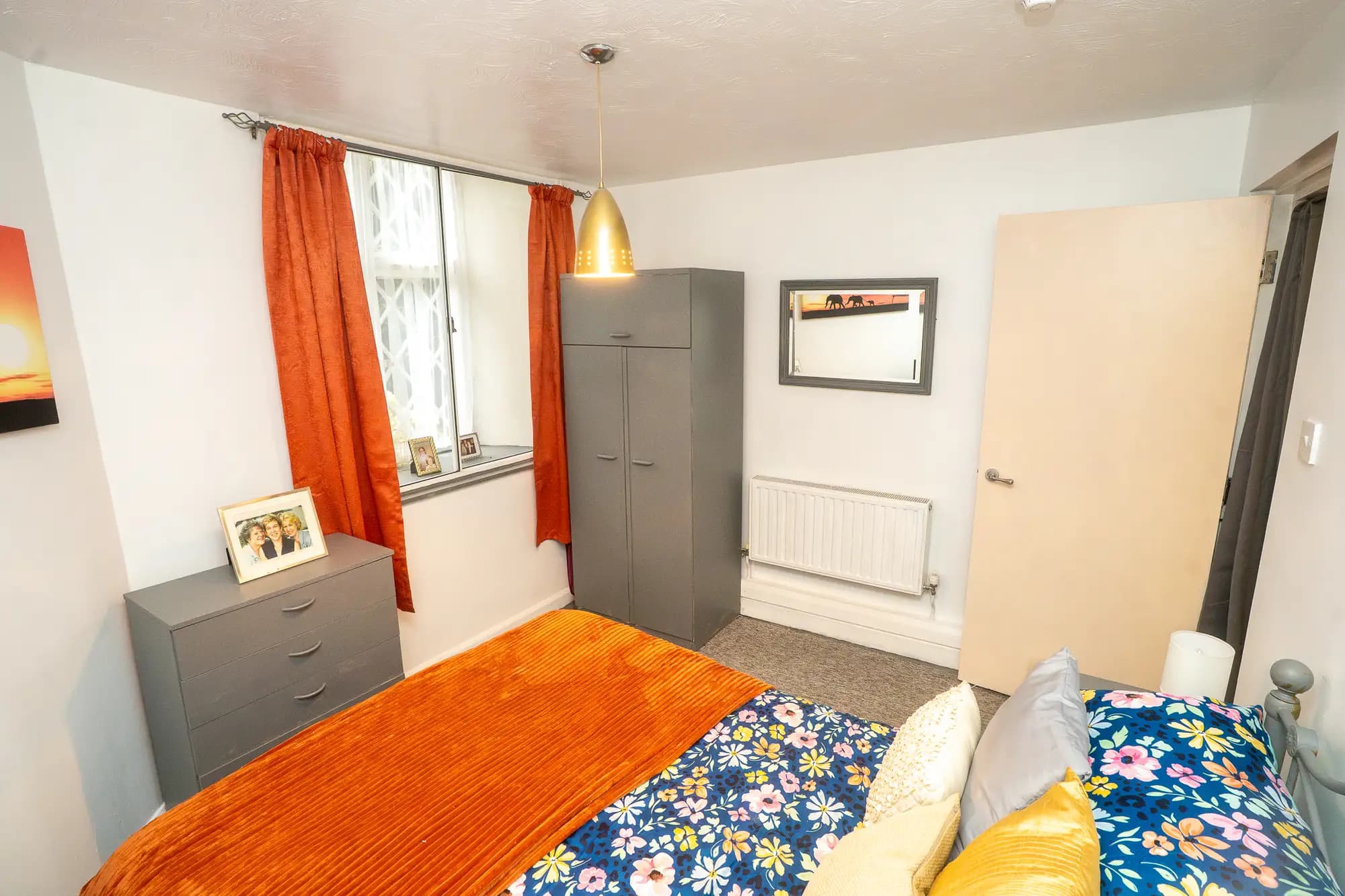 property photo 17 of 28