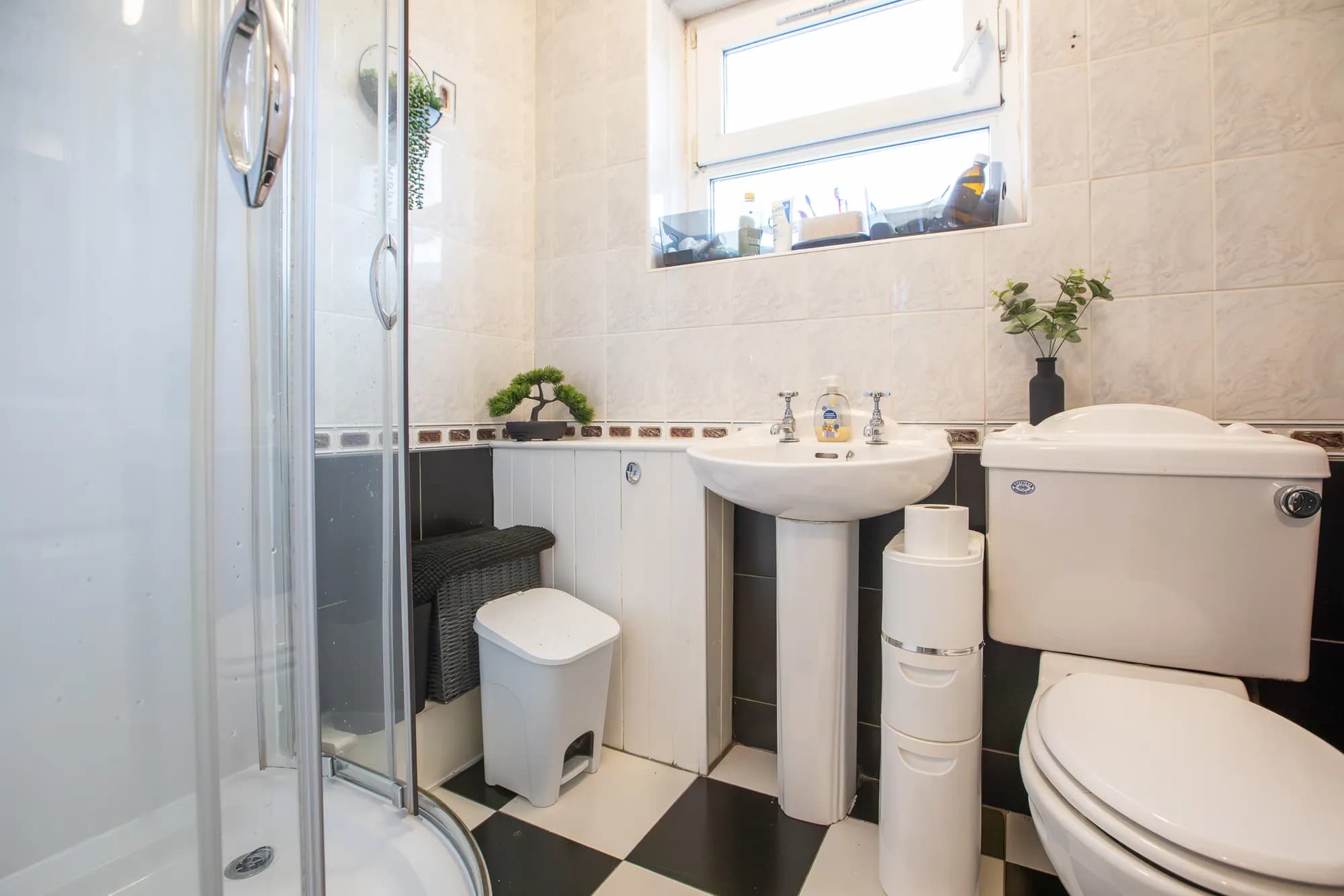 property photo 15 of 30