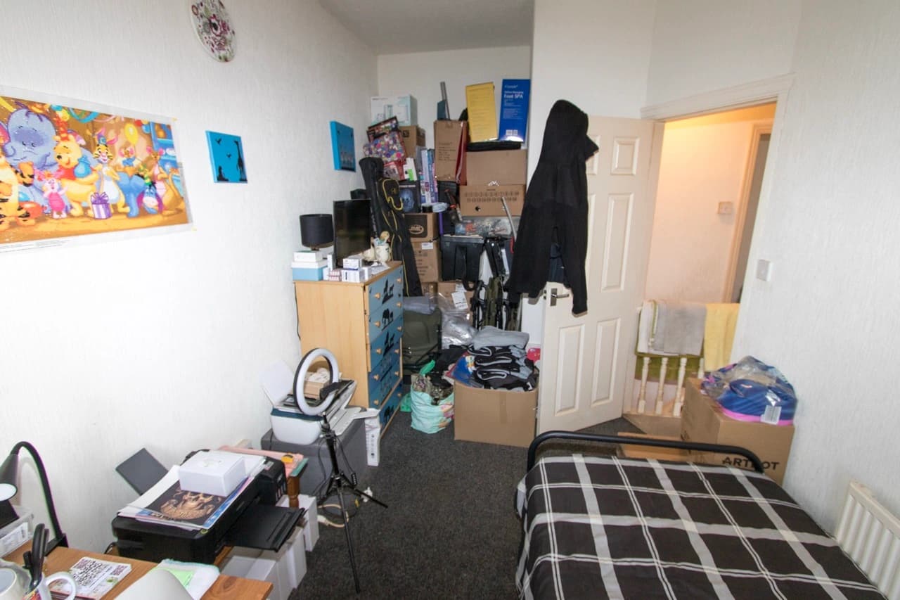 property photo 13 of 20