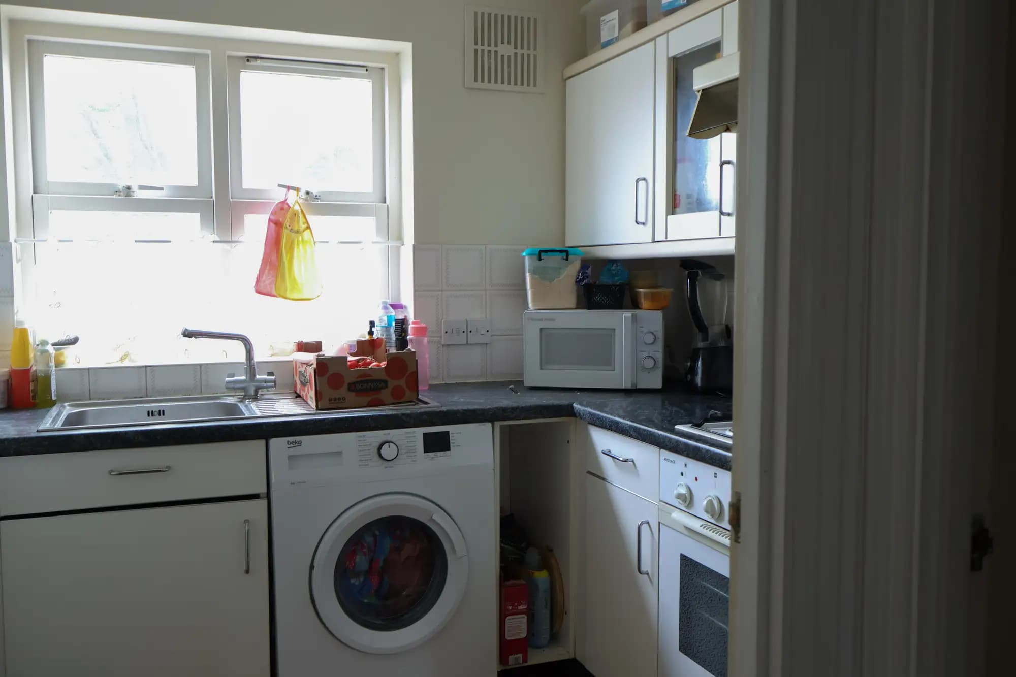 property photo 5 of 18