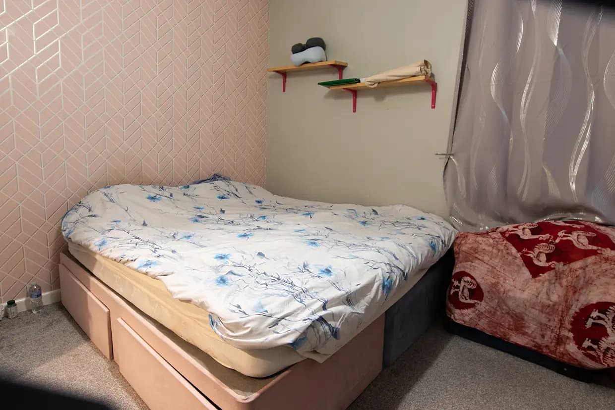 property photo 12 of 25