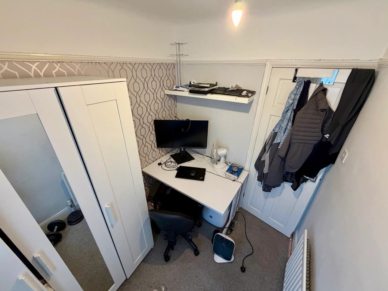 property photo 27 of 42