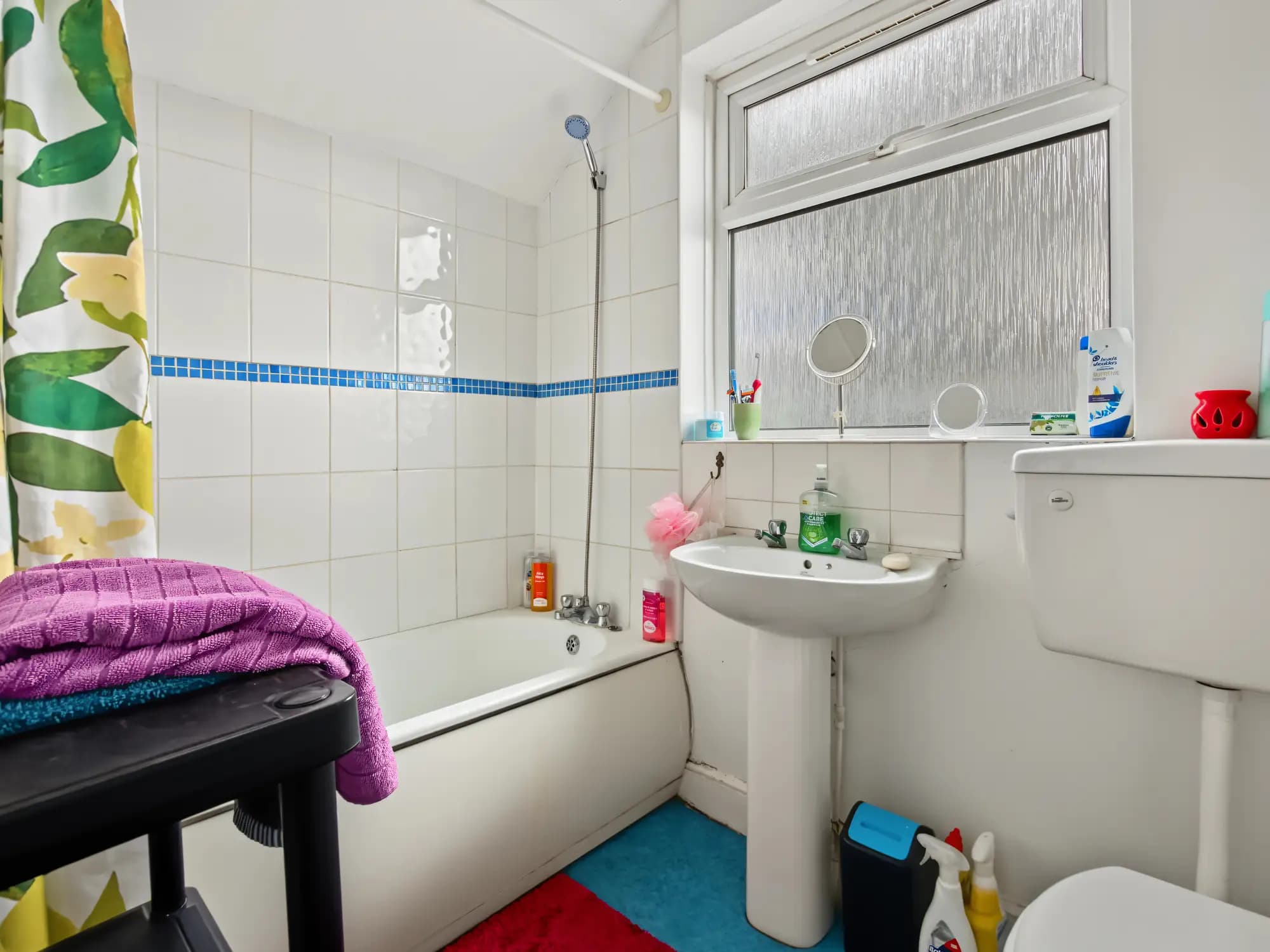 property photo 7 of 17