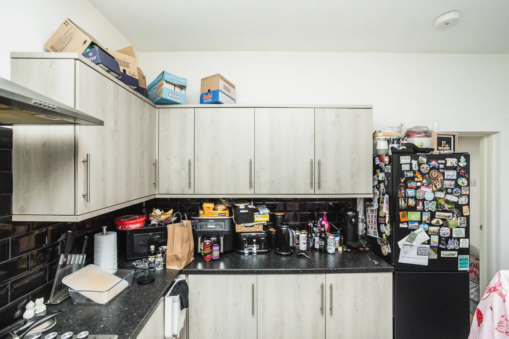 property photo 5 of 17