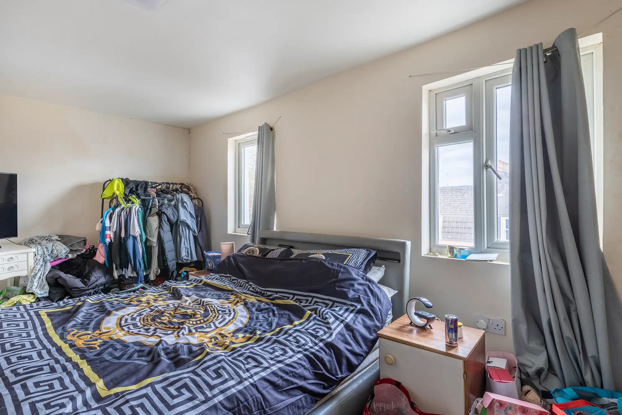 property photo 10 of 25