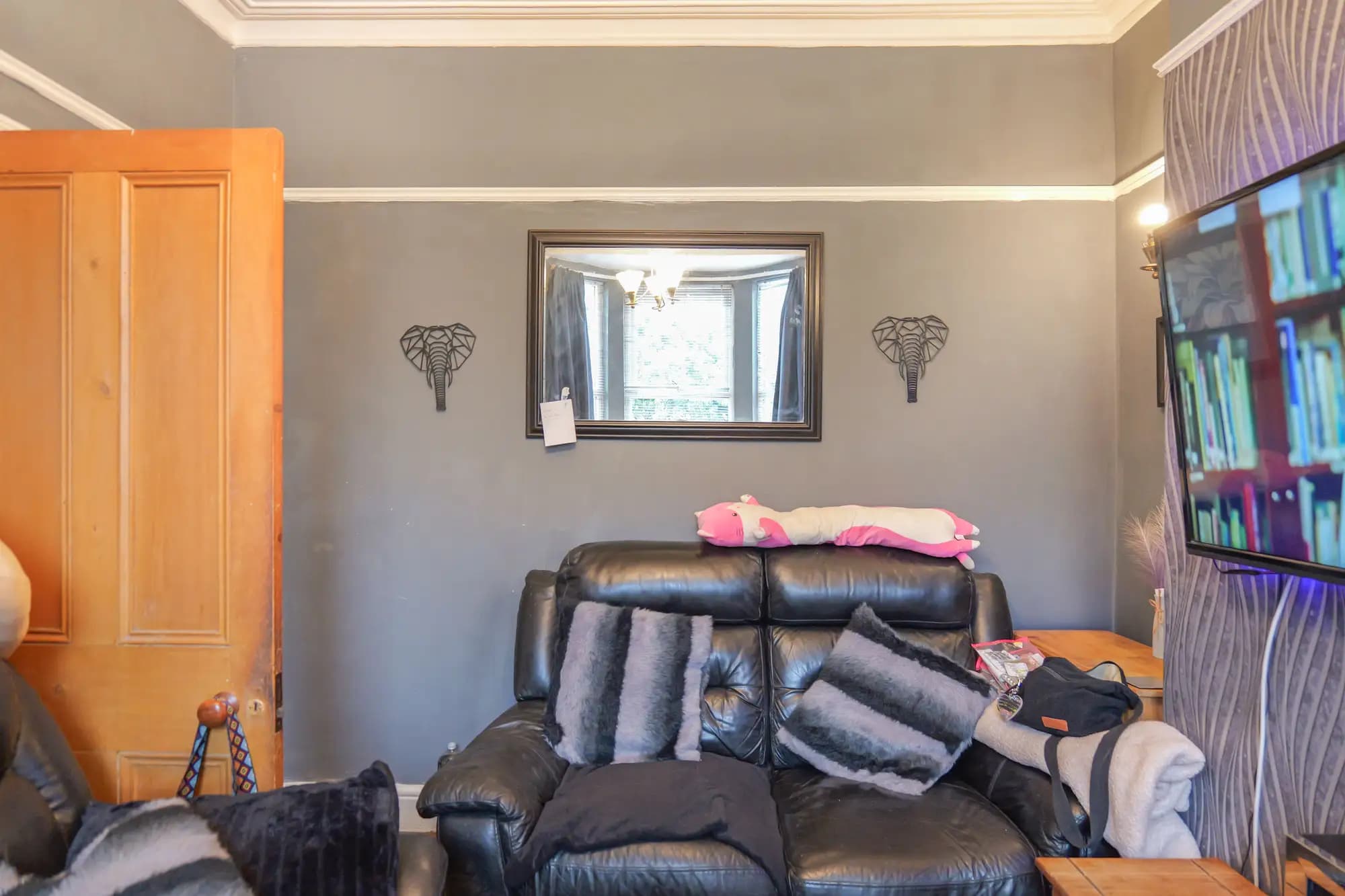 property photo 6 of 29