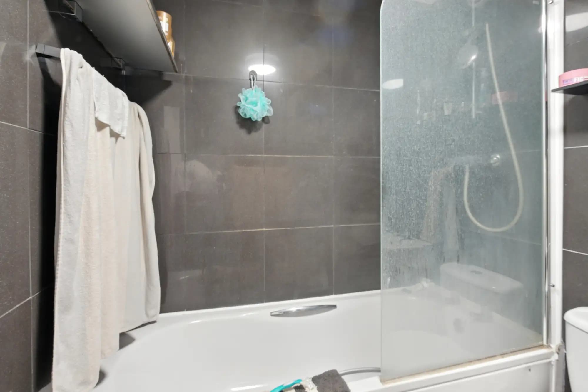 property photo 14 of 15