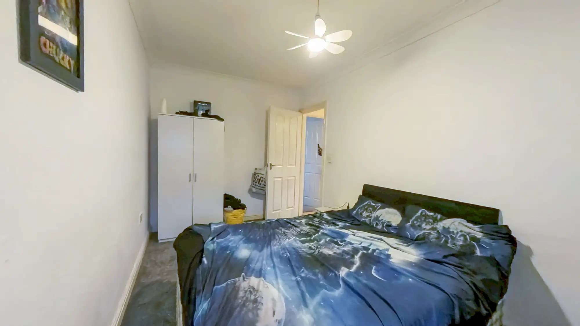 property photo 8 of 12