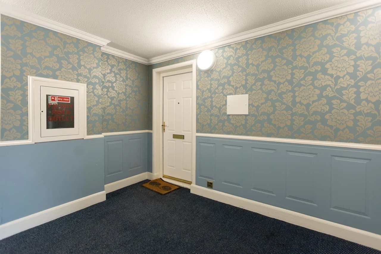 property photo 18 of 21