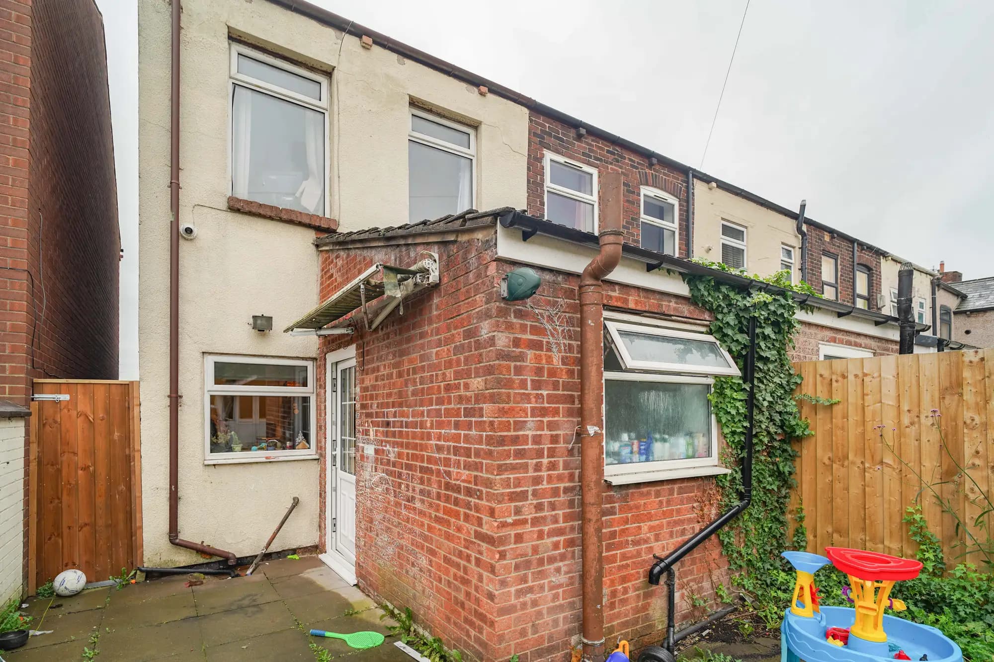 property photo 30 of 33