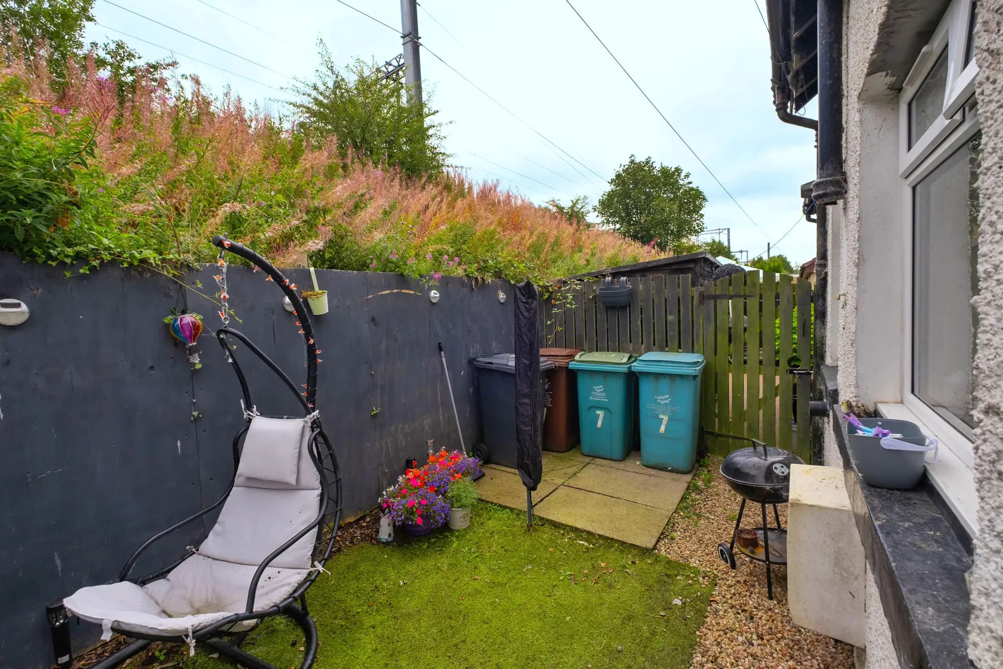 property photo 22 of 27