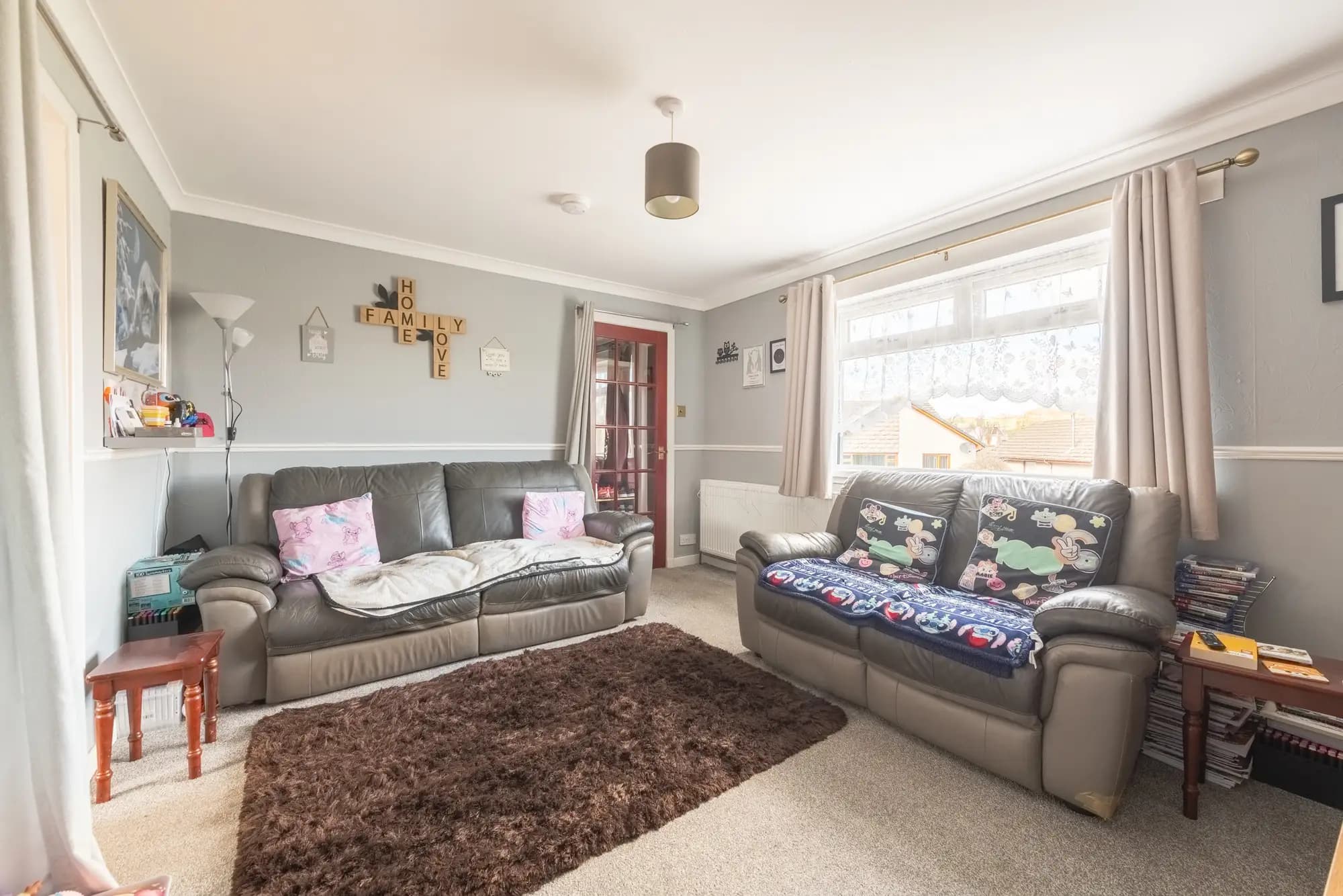 property photo 3 of 33