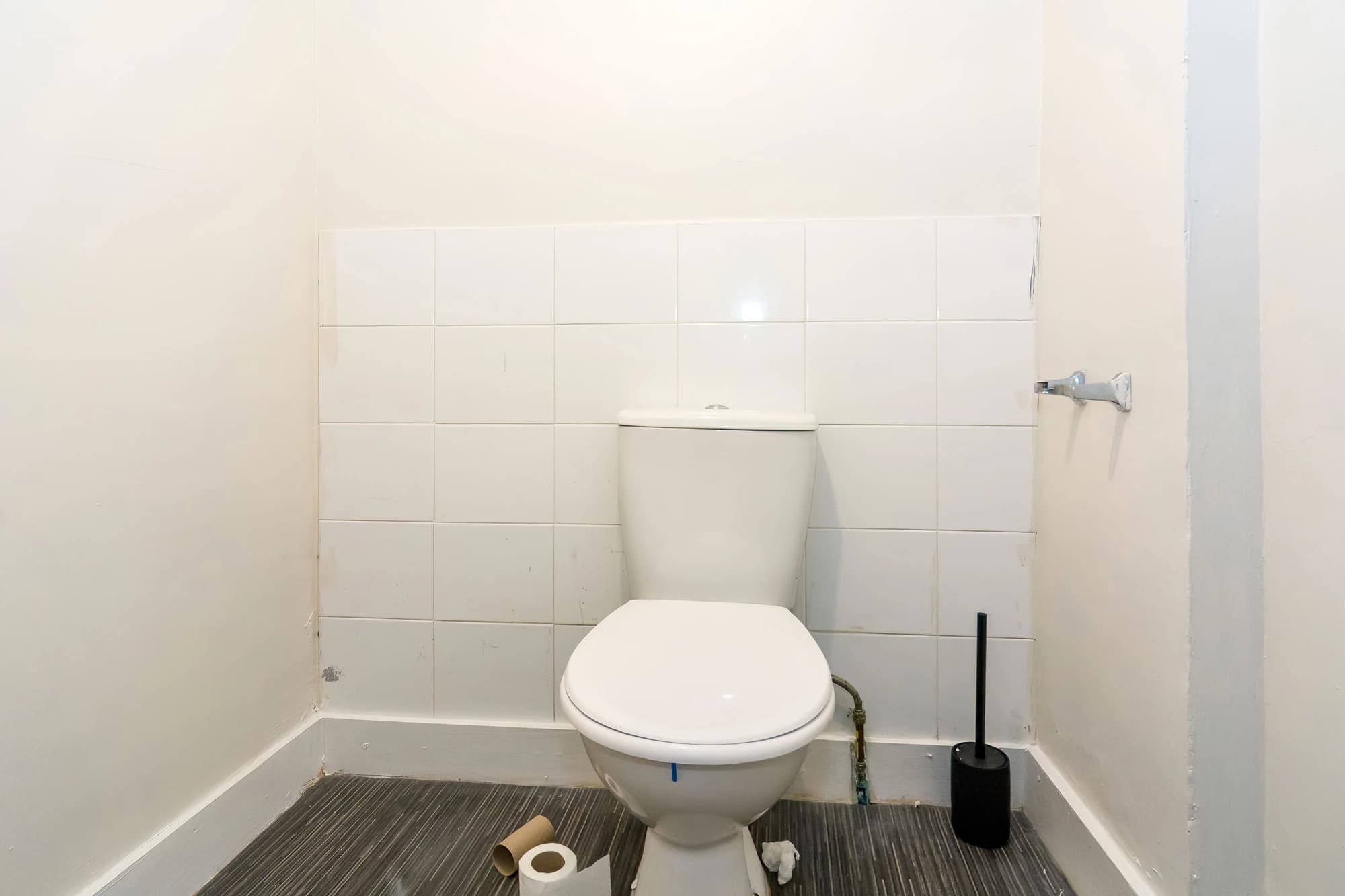 property photo 10 of 18