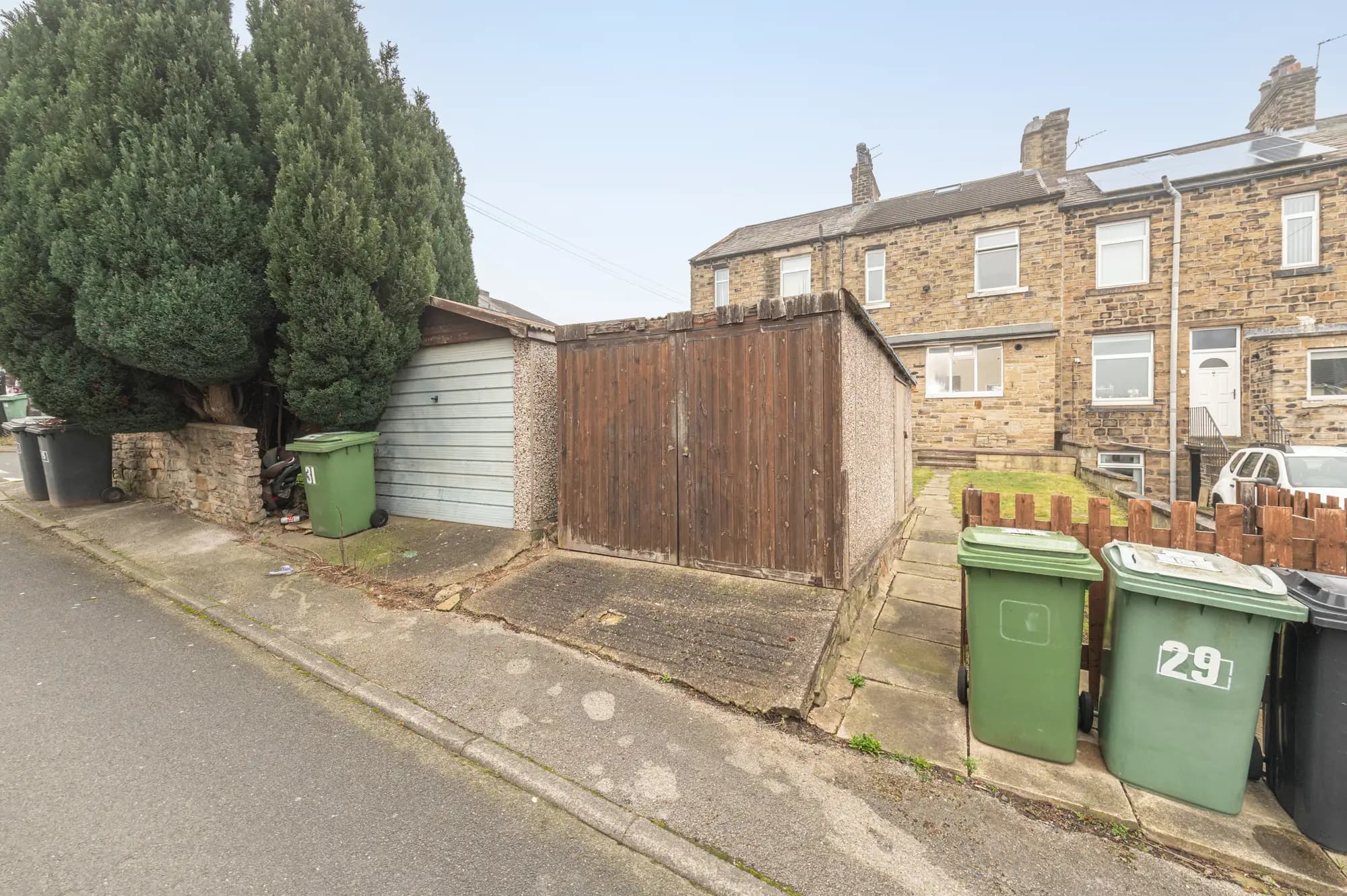 property photo 17 of 19