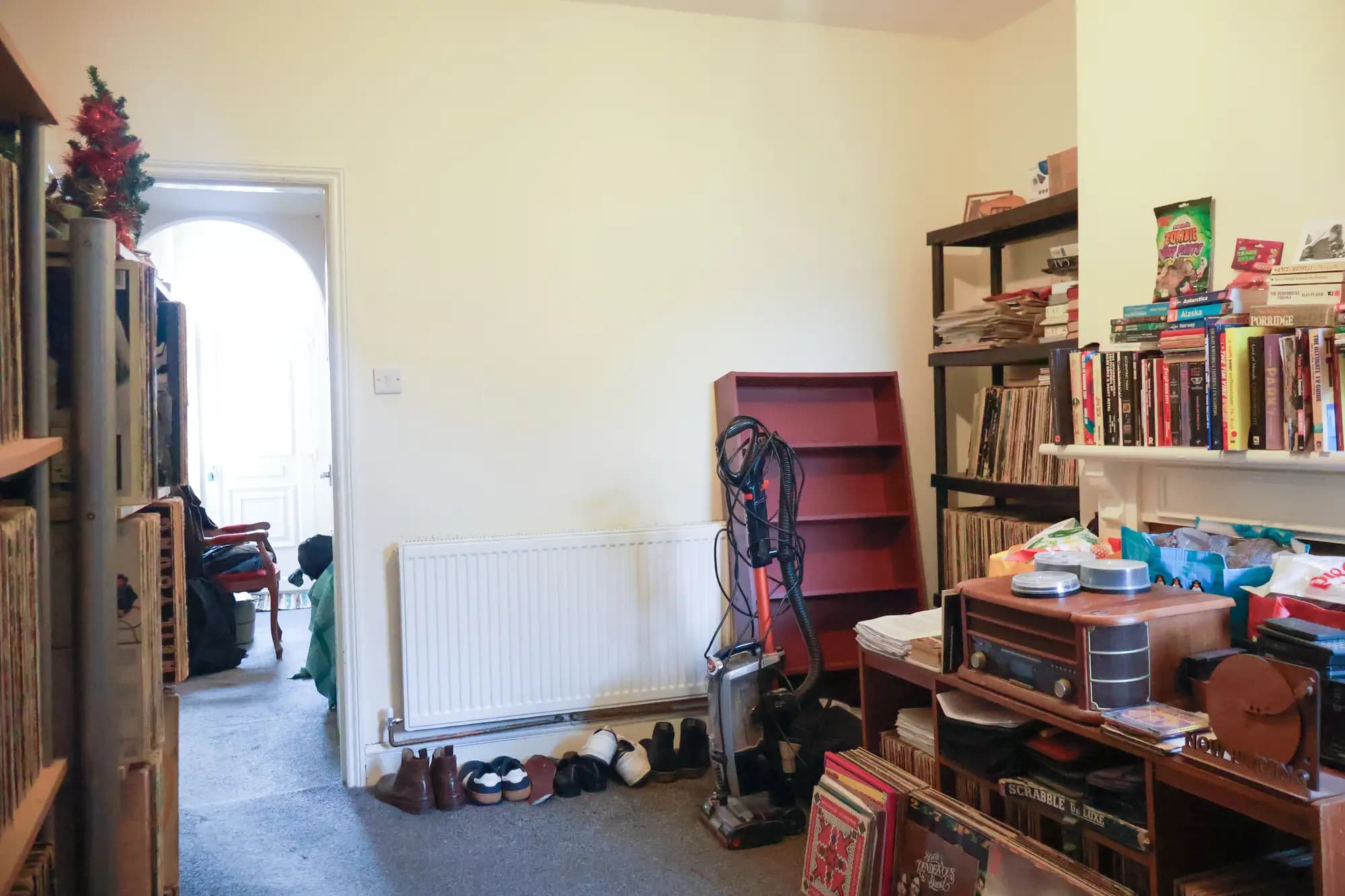 property photo 5 of 16