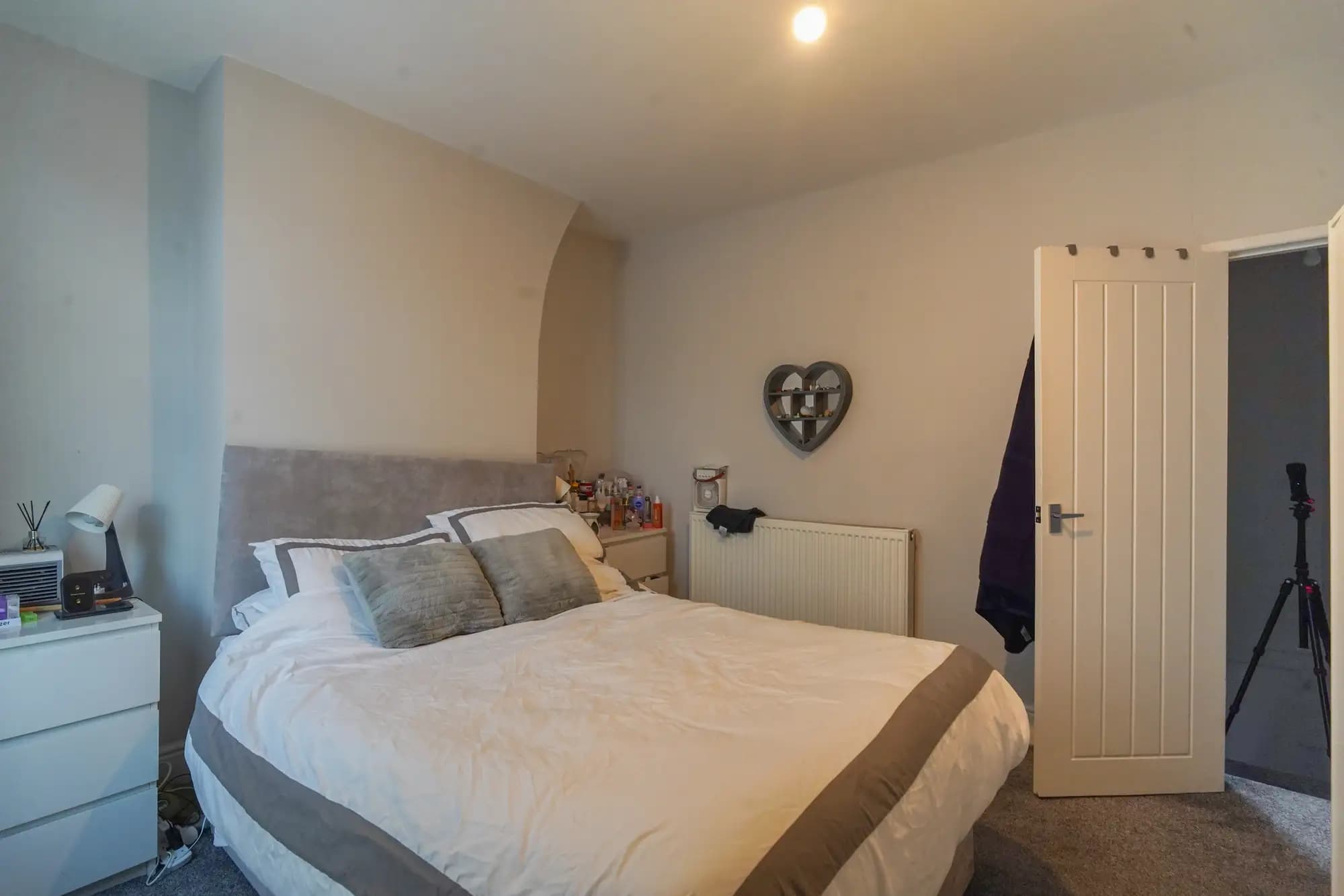 property photo 15 of 21