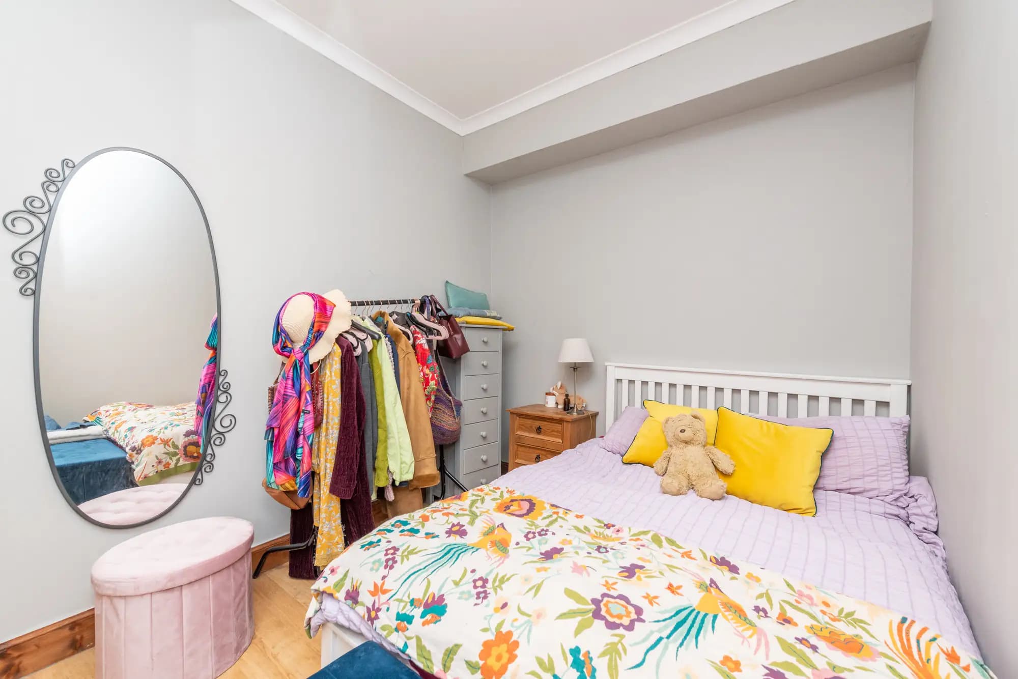 property photo 10 of 17