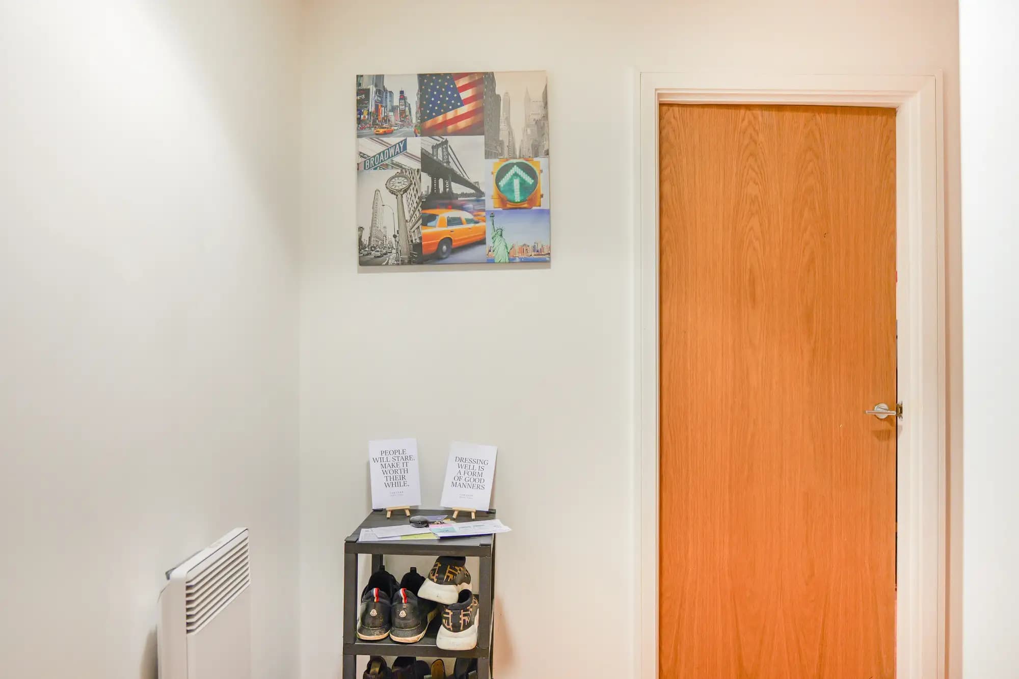 property photo 11 of 17