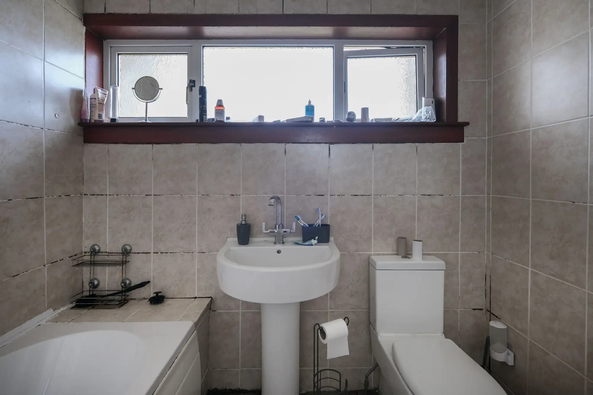 property photo 8 of 19