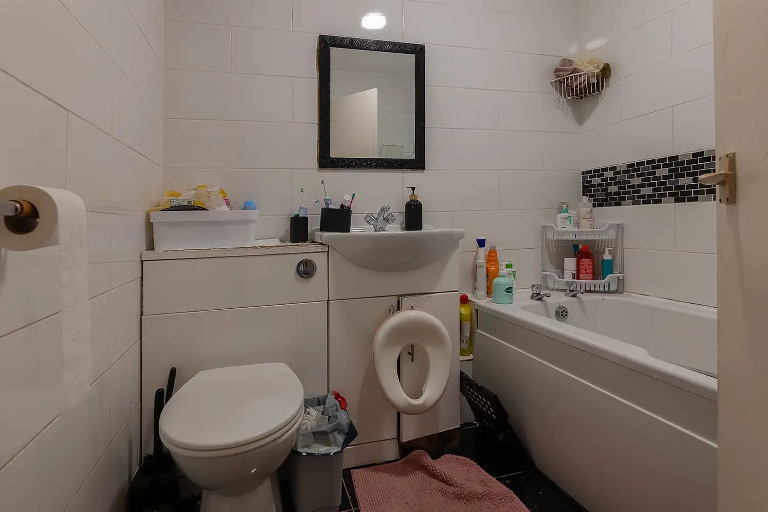 property photo 8 of 16