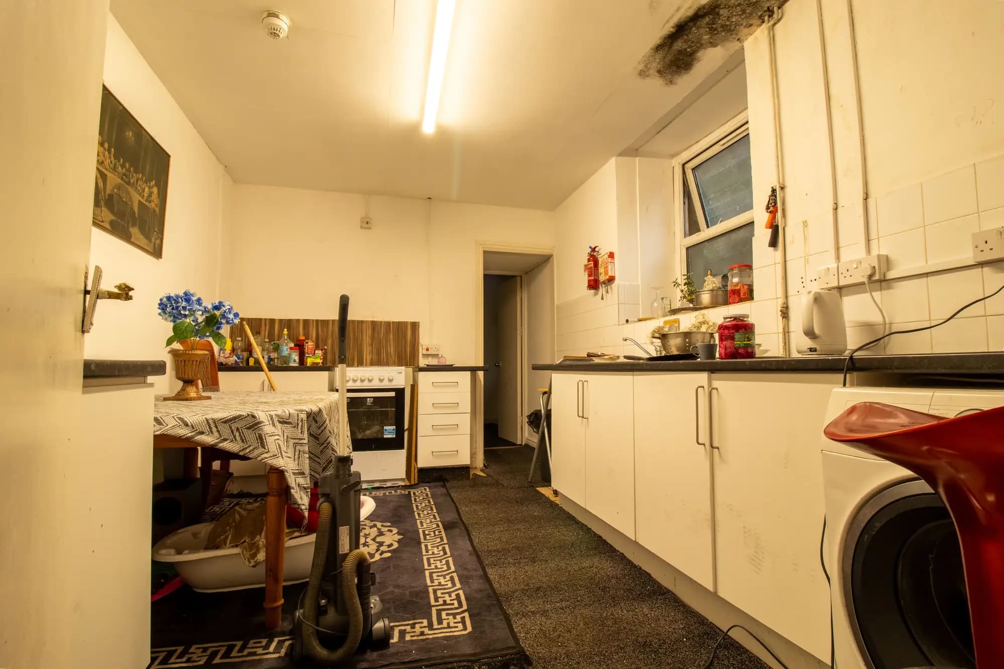 property photo 4 of 20