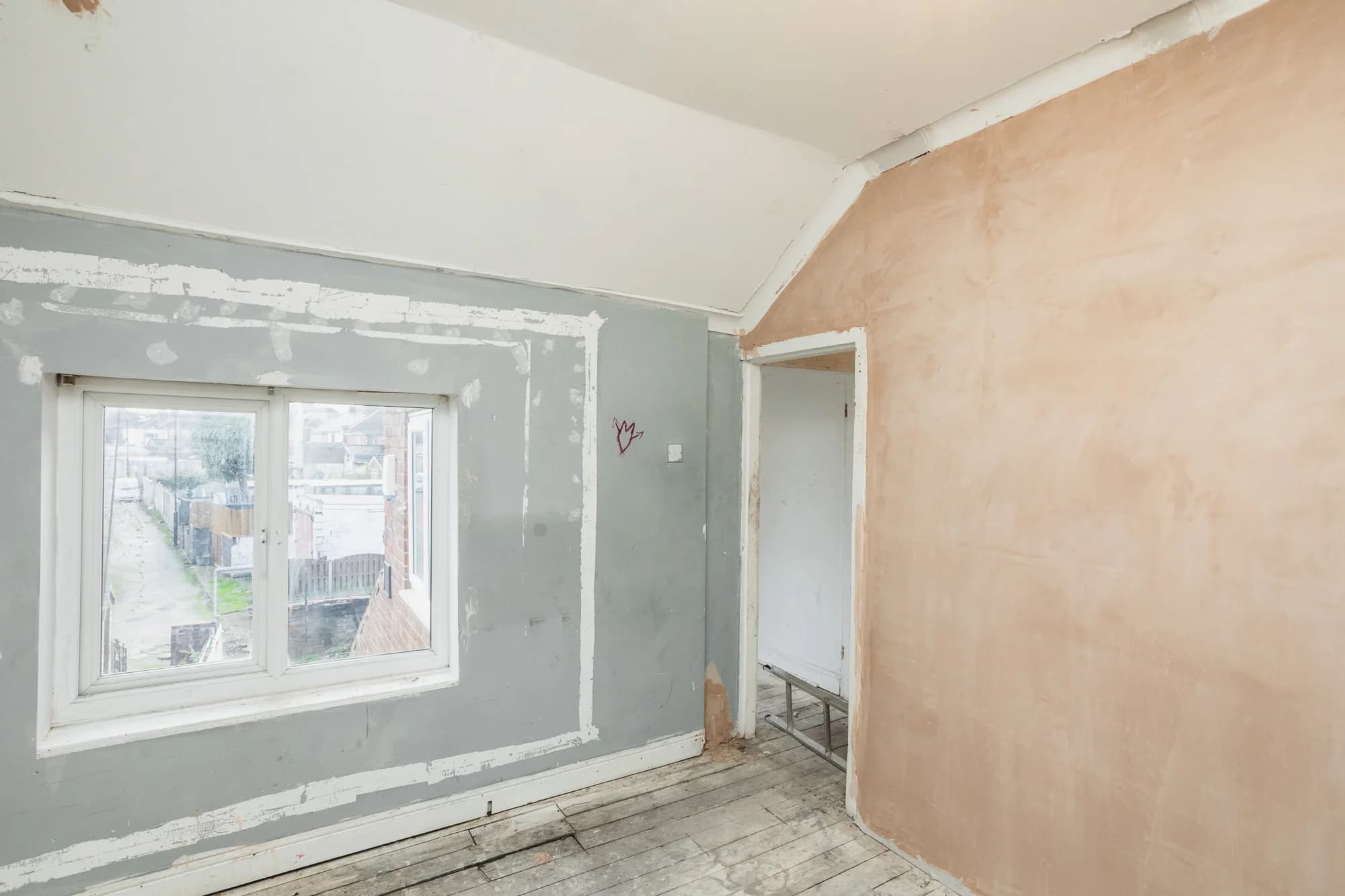 property photo 20 of 32