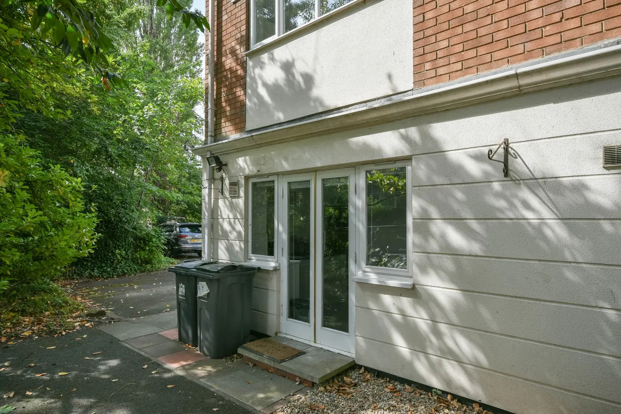 property photo 14 of 15