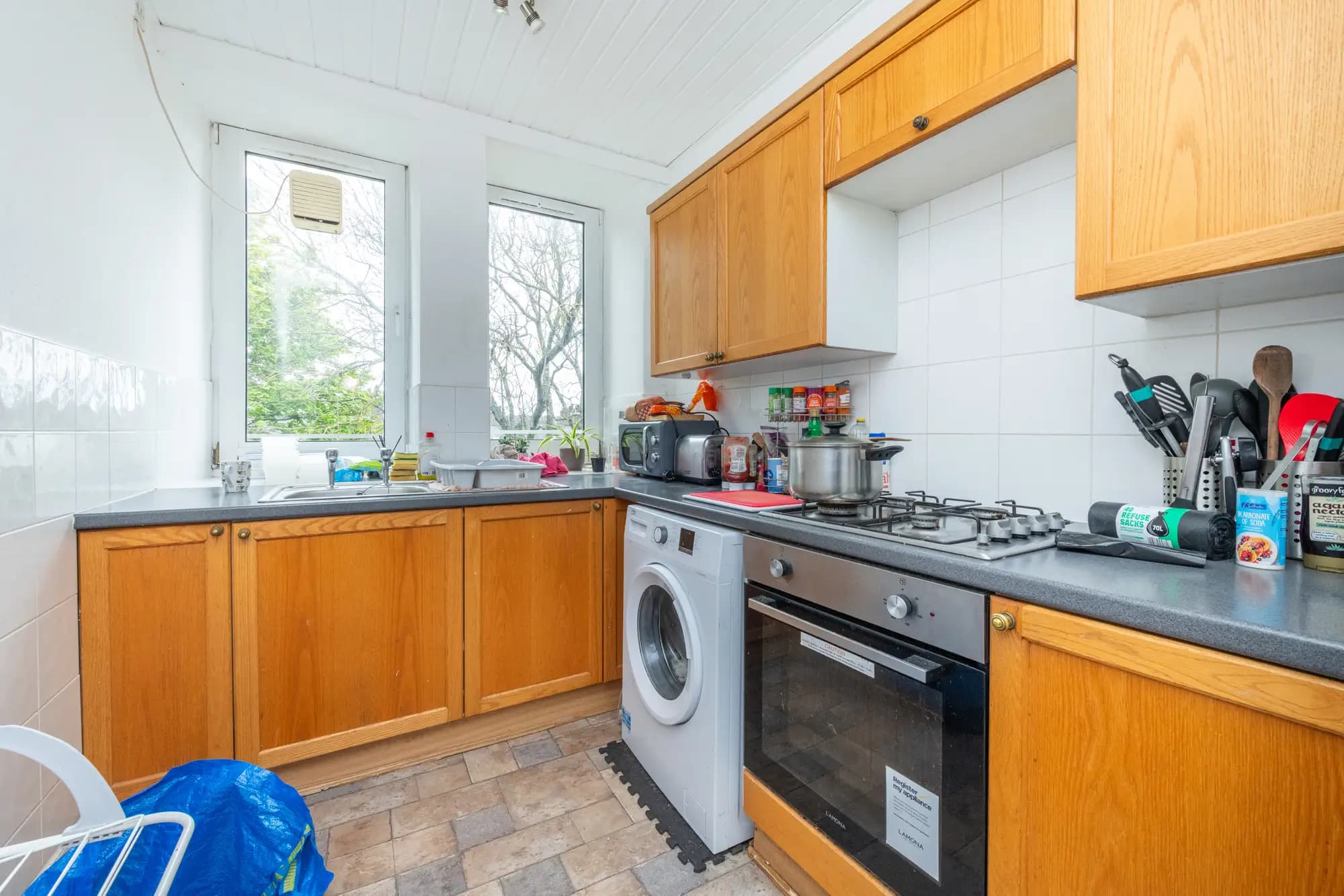 property photo 6 of 25