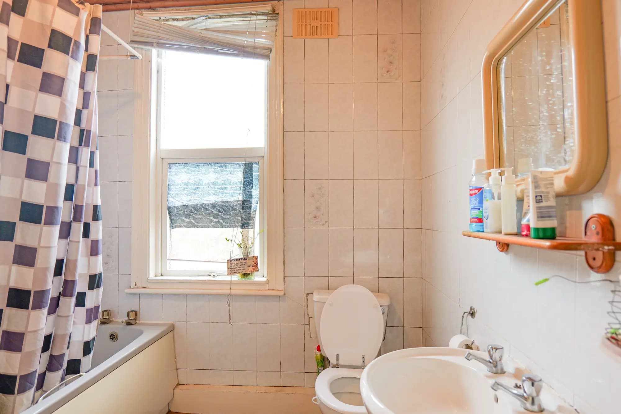 property photo 8 of 24