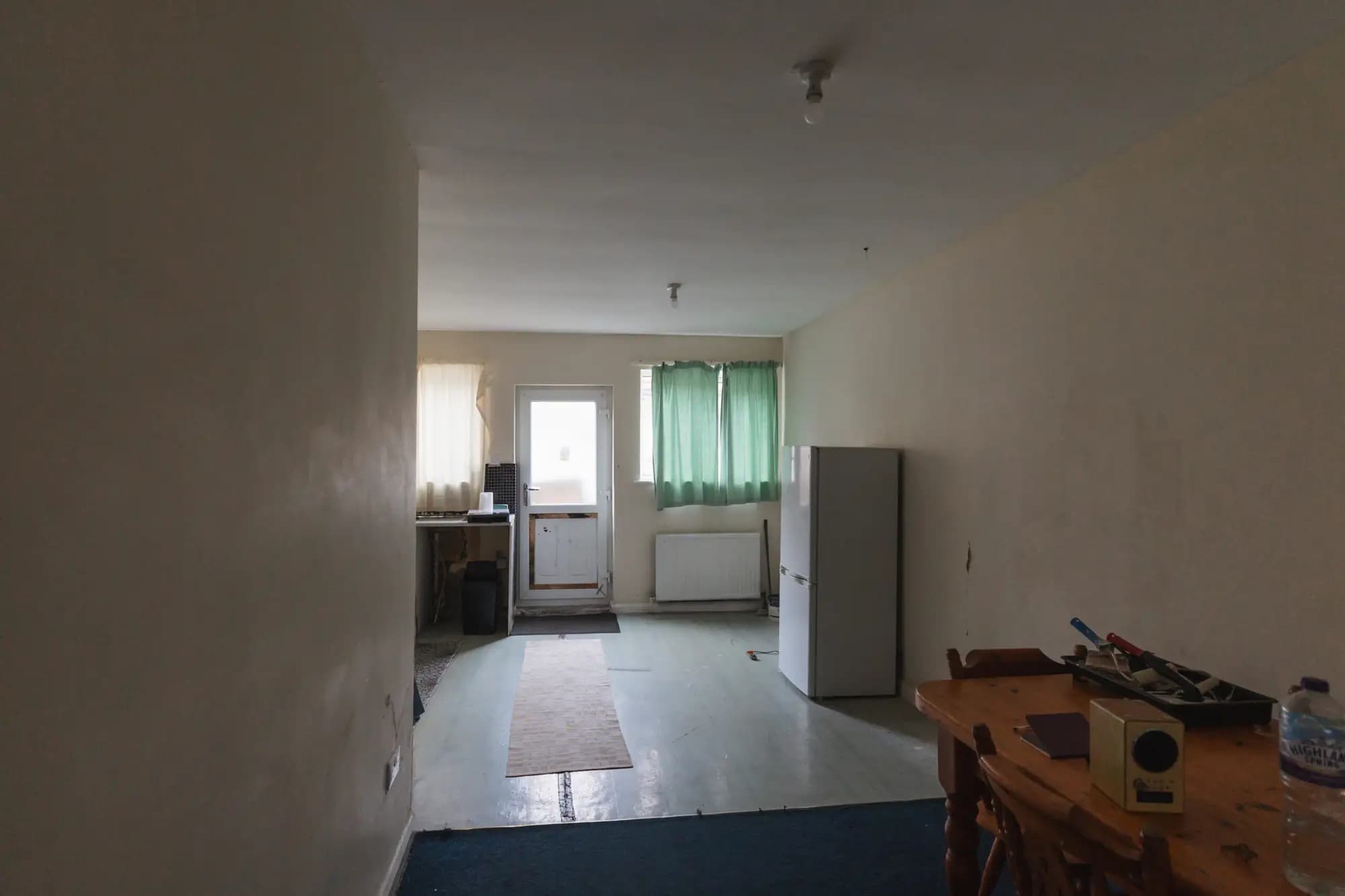 property photo 6 of 17