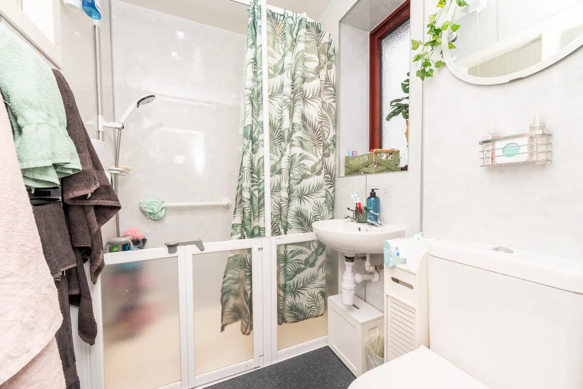 property photo 15 of 36