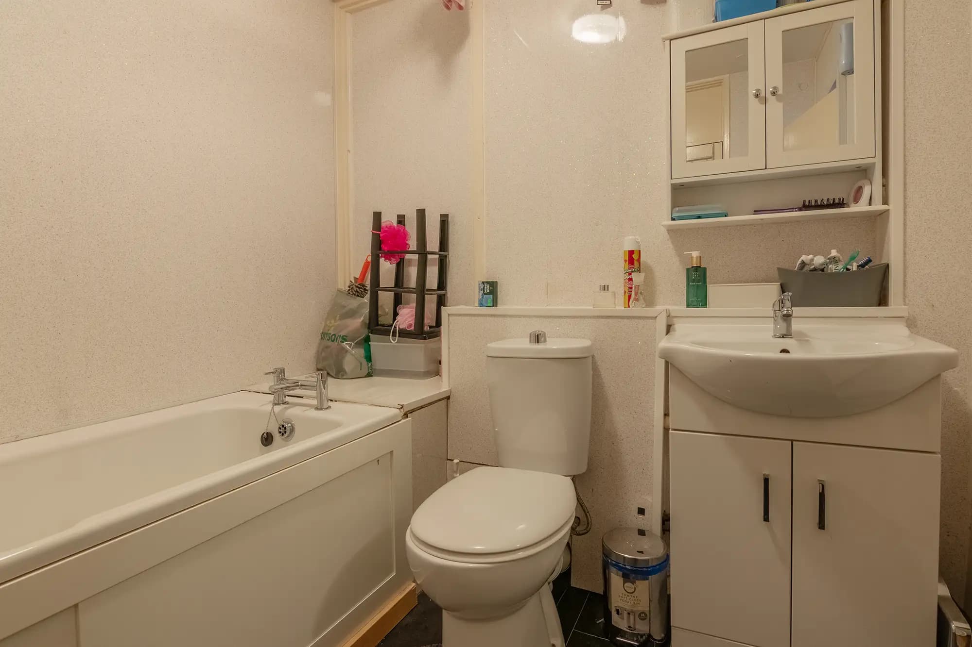 property photo 7 of 22