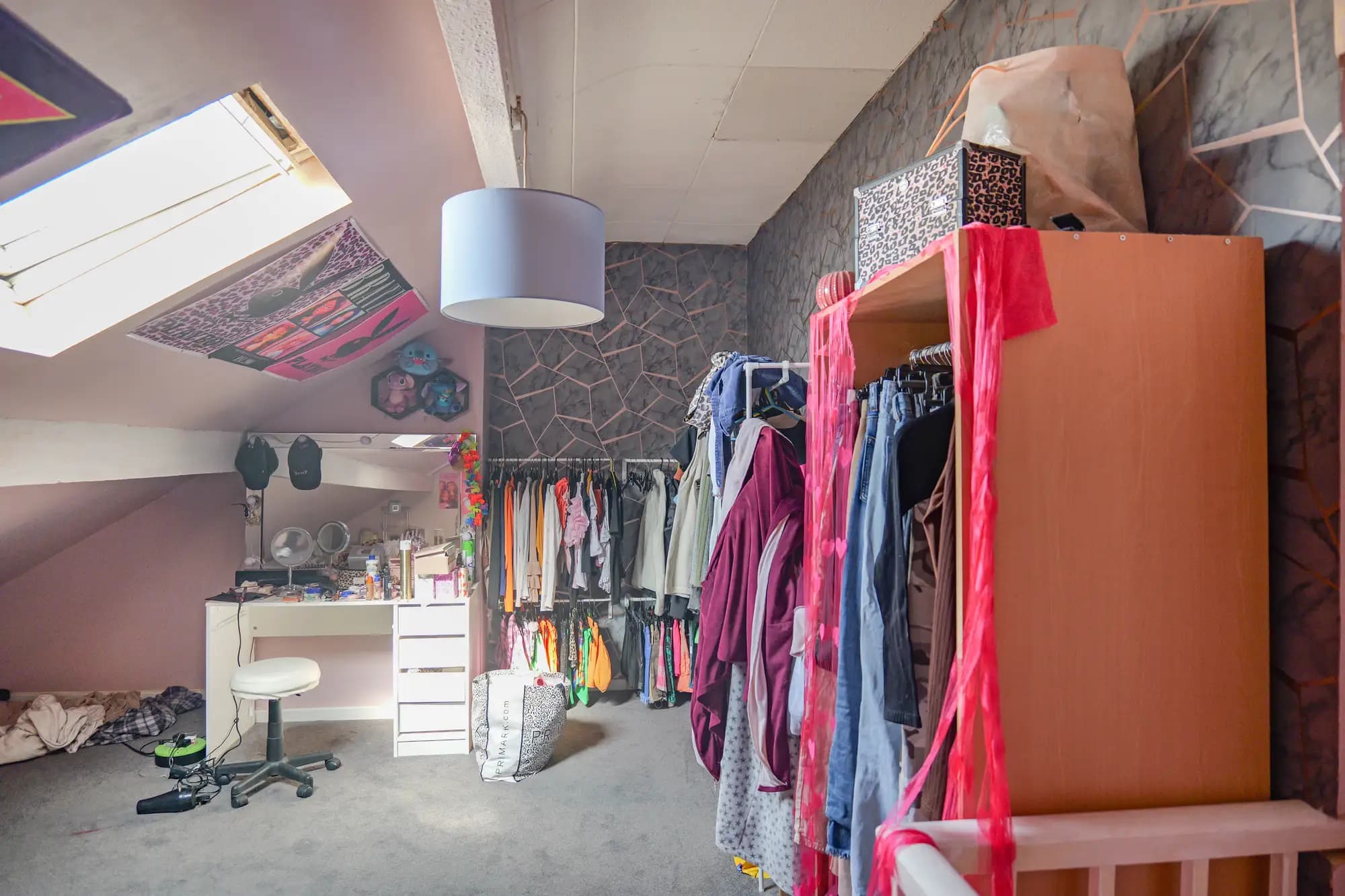 property photo 14 of 27