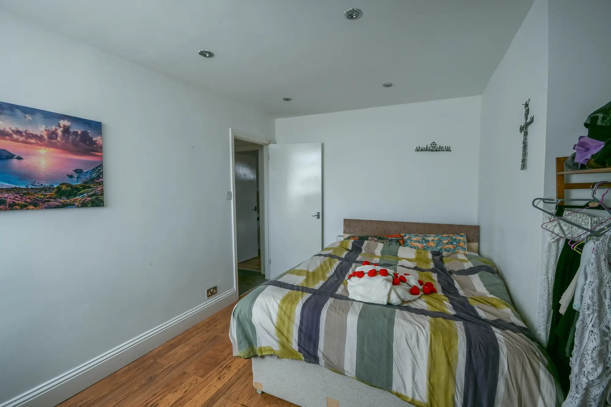 property photo 16 of 20